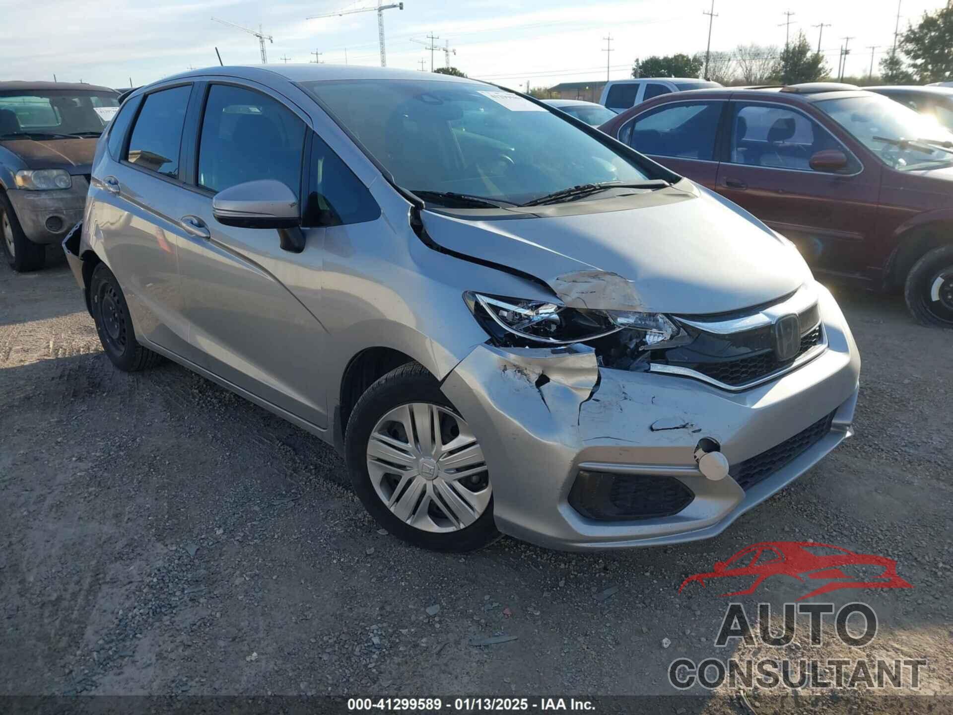 HONDA FIT 2018 - 3HGGK5H54JM721086