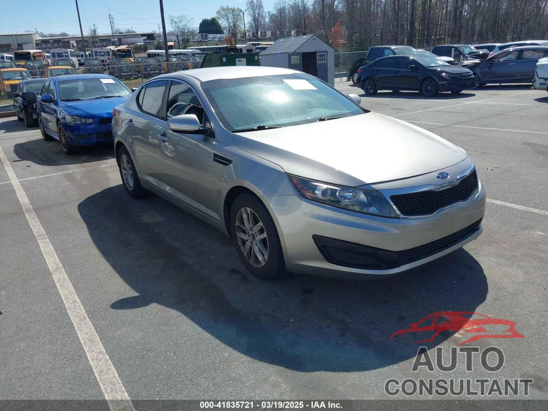 KIA OPTIMA 2011 - KNAGM4A70B5081042
