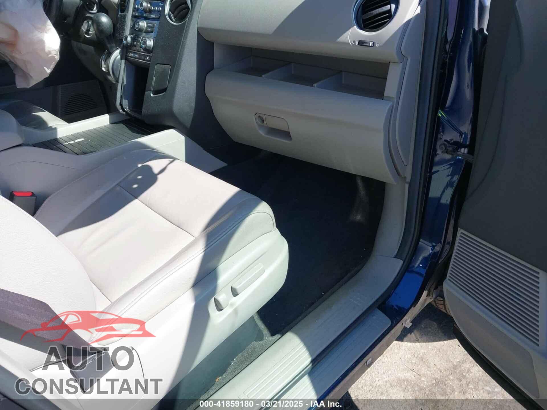 HONDA PILOT 2013 - 5FNYF4H52DB018046
