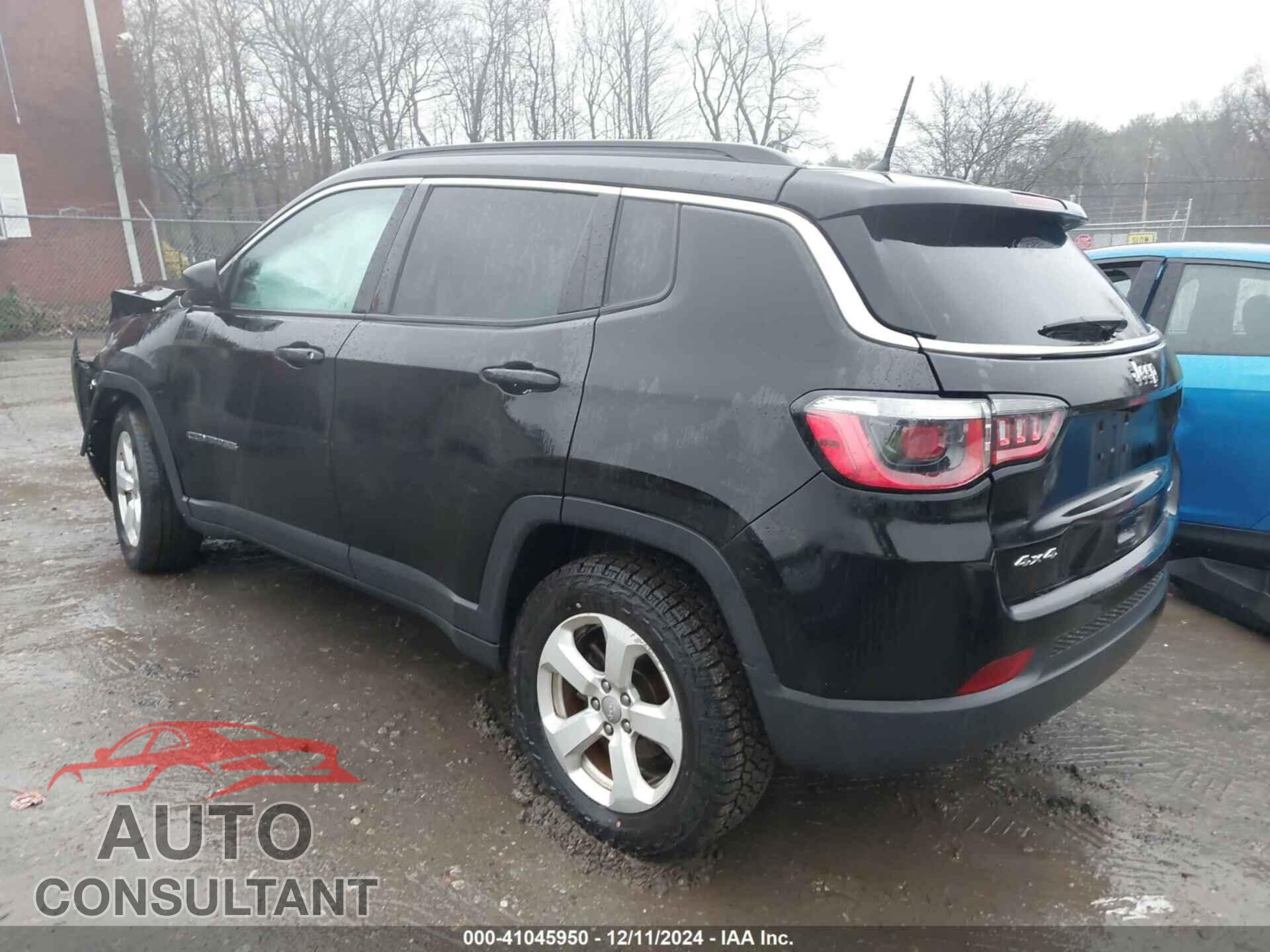 JEEP COMPASS 2018 - 3C4NJDBB2JT160989