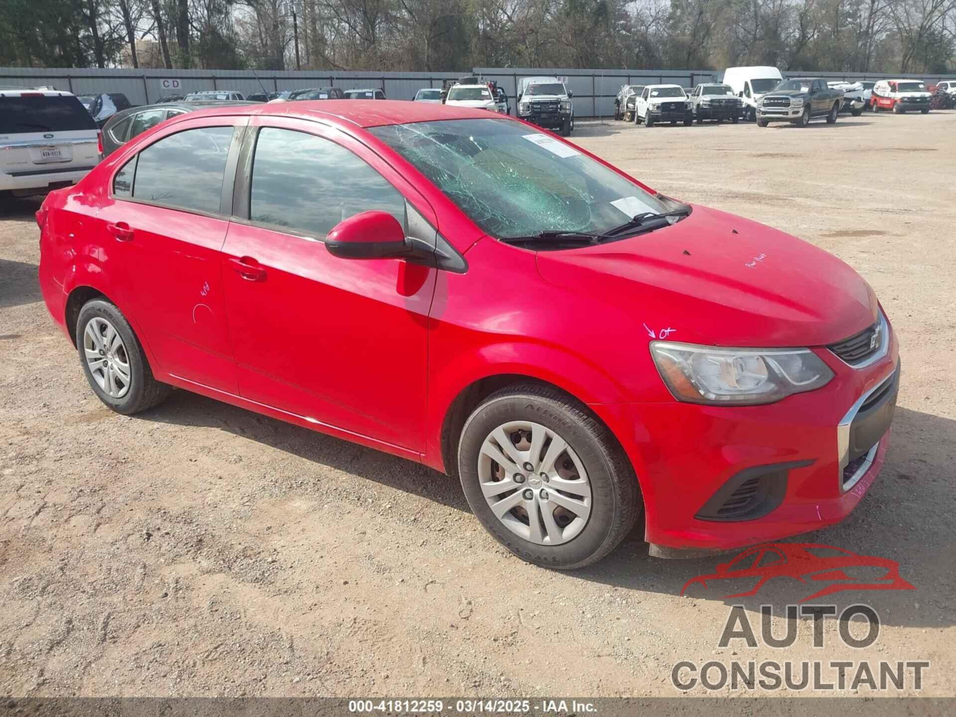 CHEVROLET SONIC 2017 - 1G1JB5SH0H4167955
