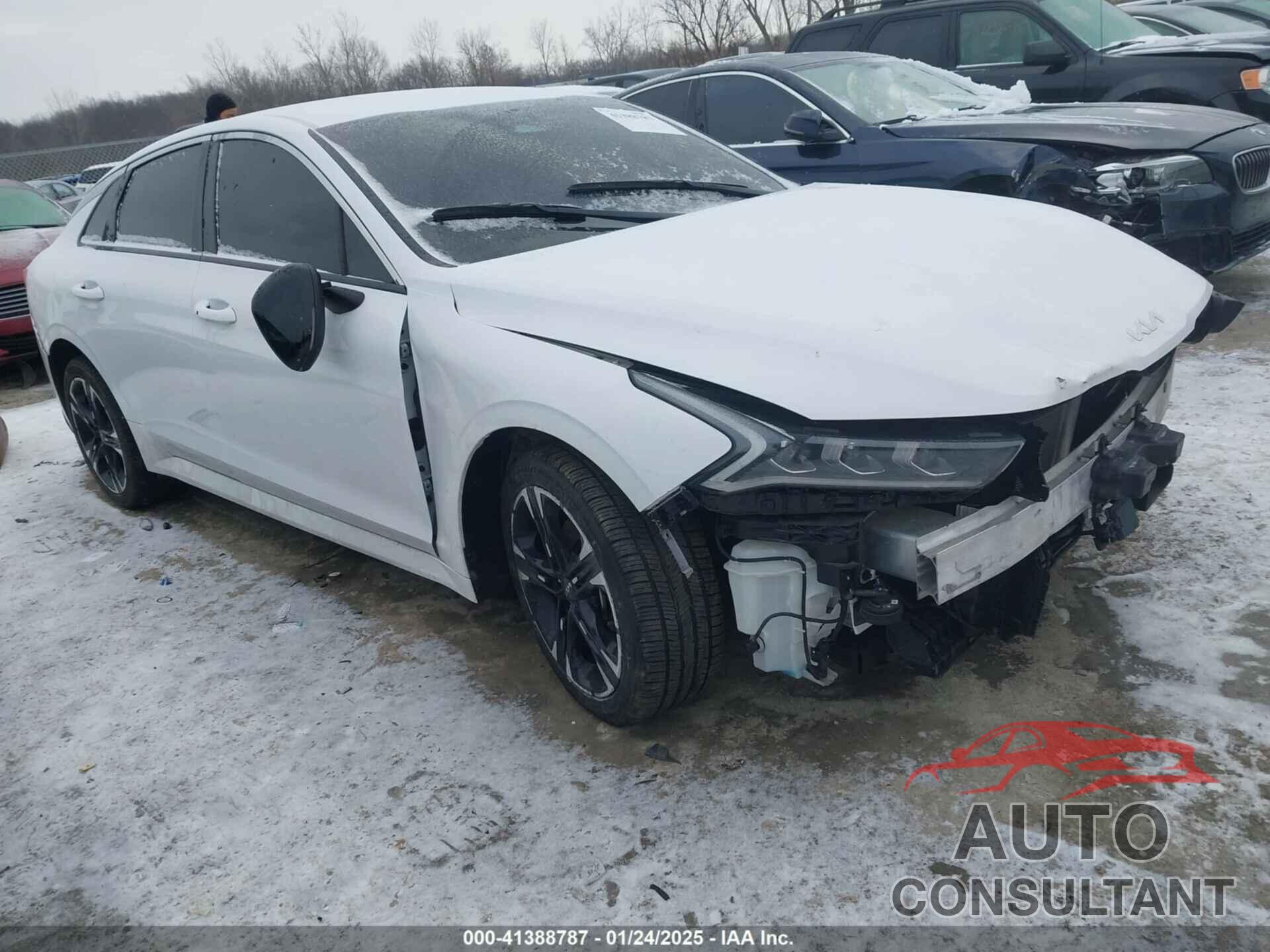 KIA K5 2023 - 5XXG64J26PG186415