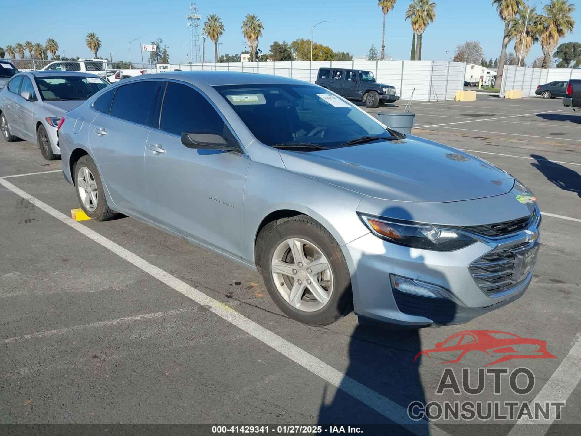 CHEVROLET MALIBU 2019 - 1G1ZB5ST5KF212519