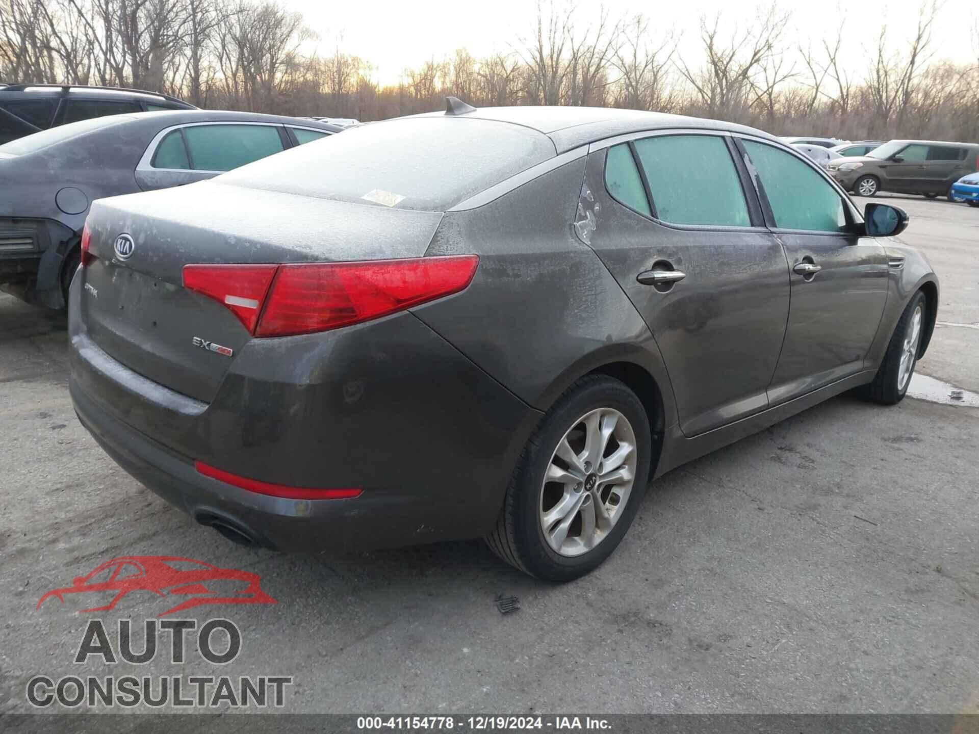 KIA OPTIMA 2011 - KNAGN4A61B5142175