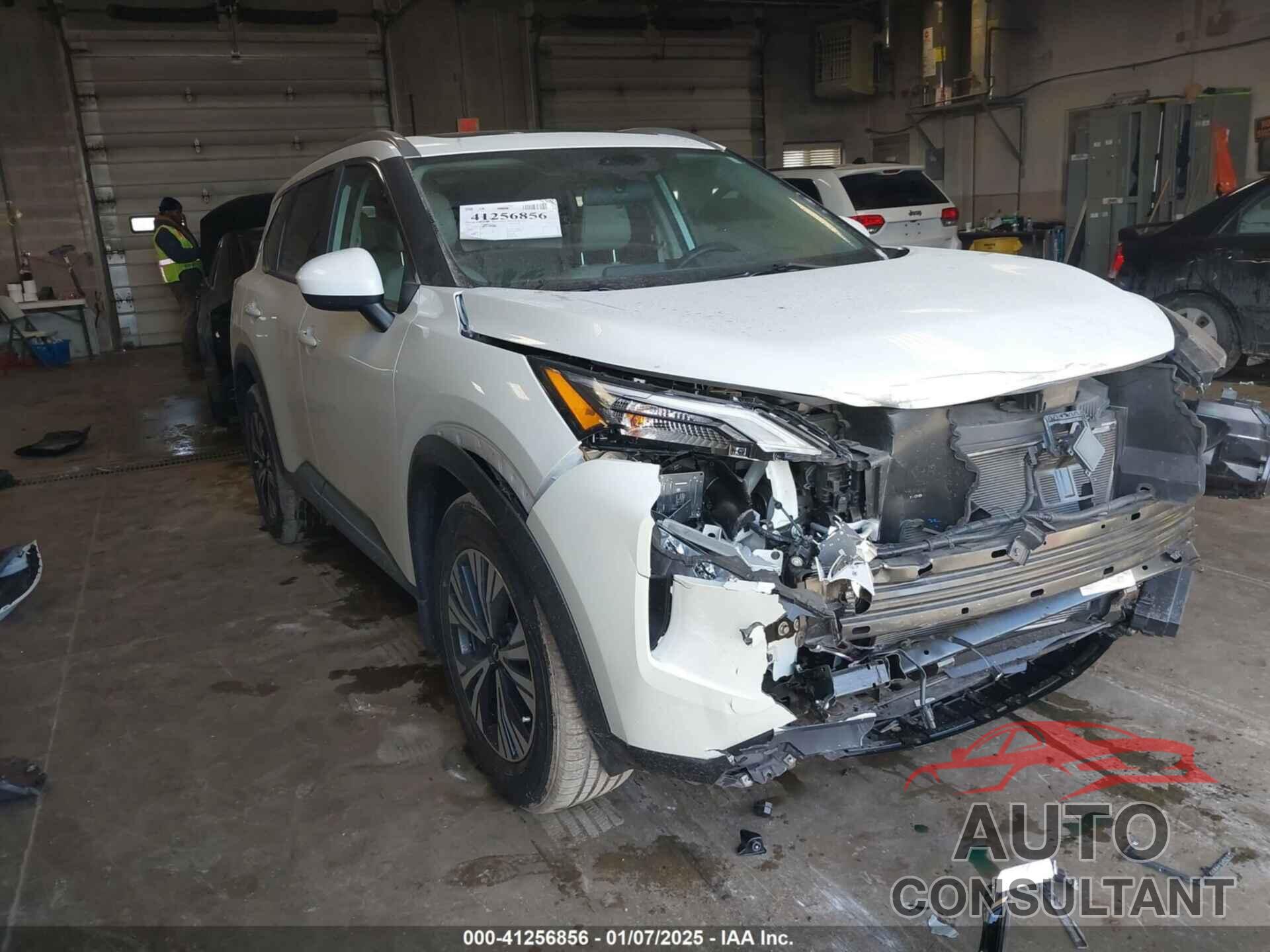 NISSAN ROGUE 2023 - 5N1BT3BB2PC811383