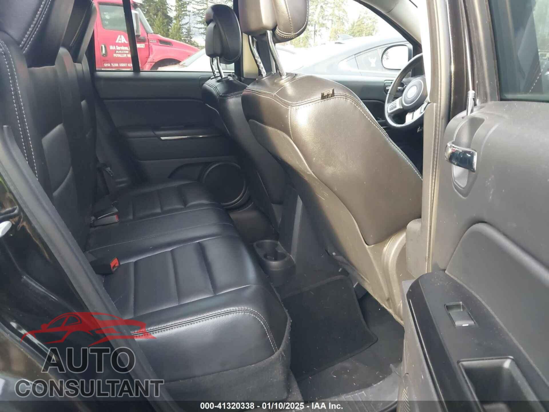 JEEP COMPASS 2011 - 1J4NF5FB3BD133514