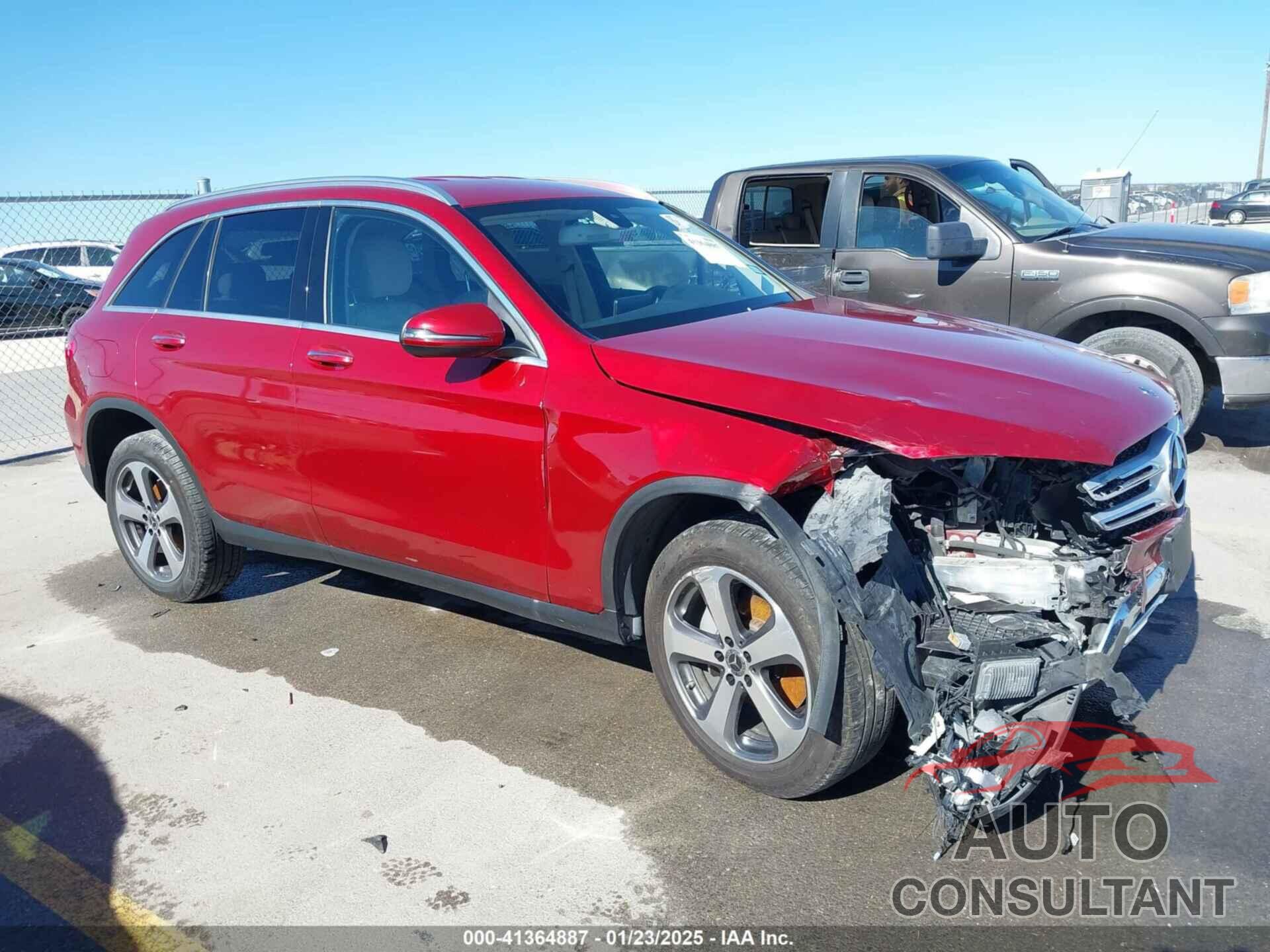 MERCEDES-BENZ GLC 300 2018 - WDC0G4KB9JV091849