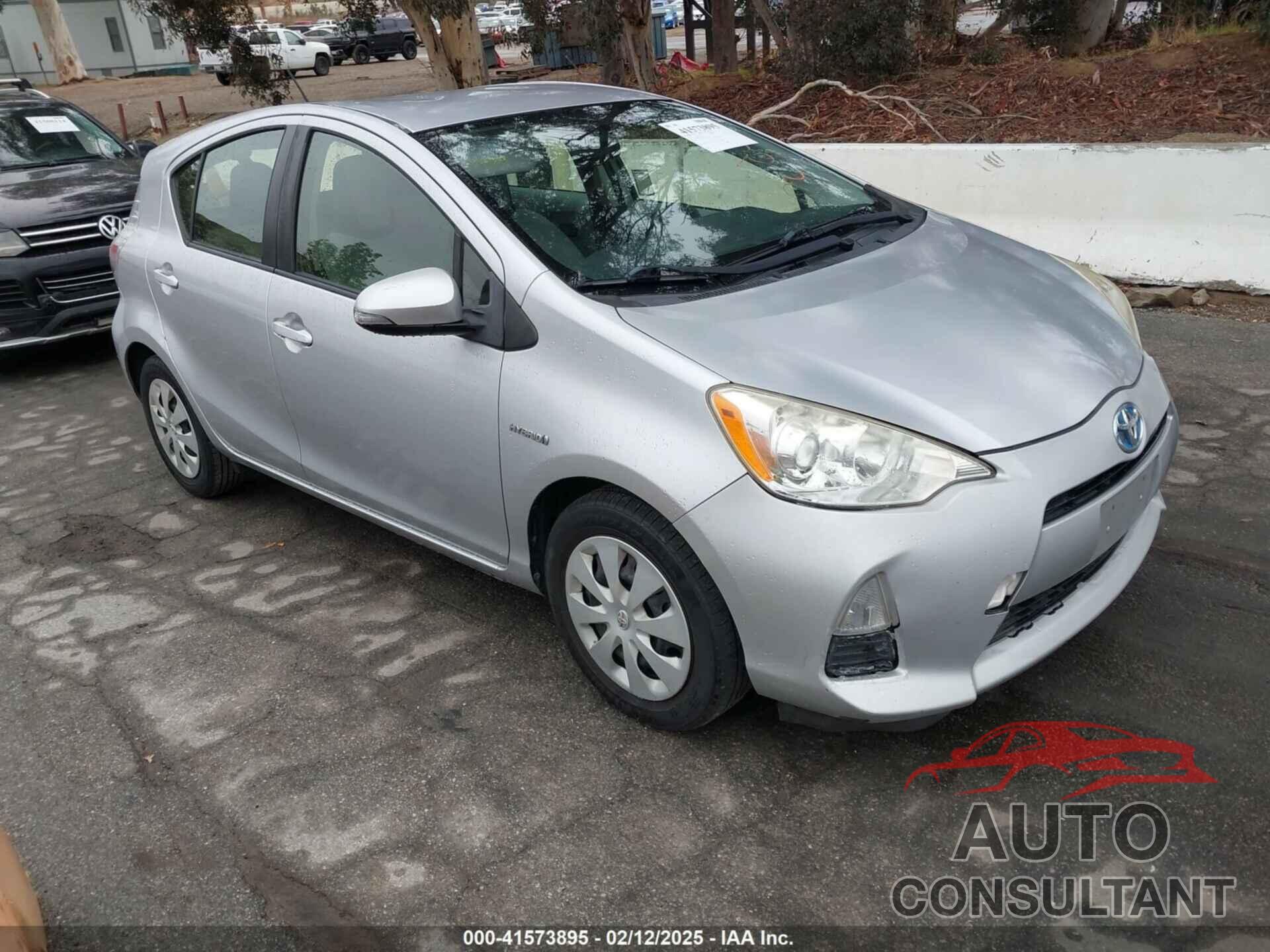 TOYOTA PRIUS C 2014 - JTDKDTB33E1067408