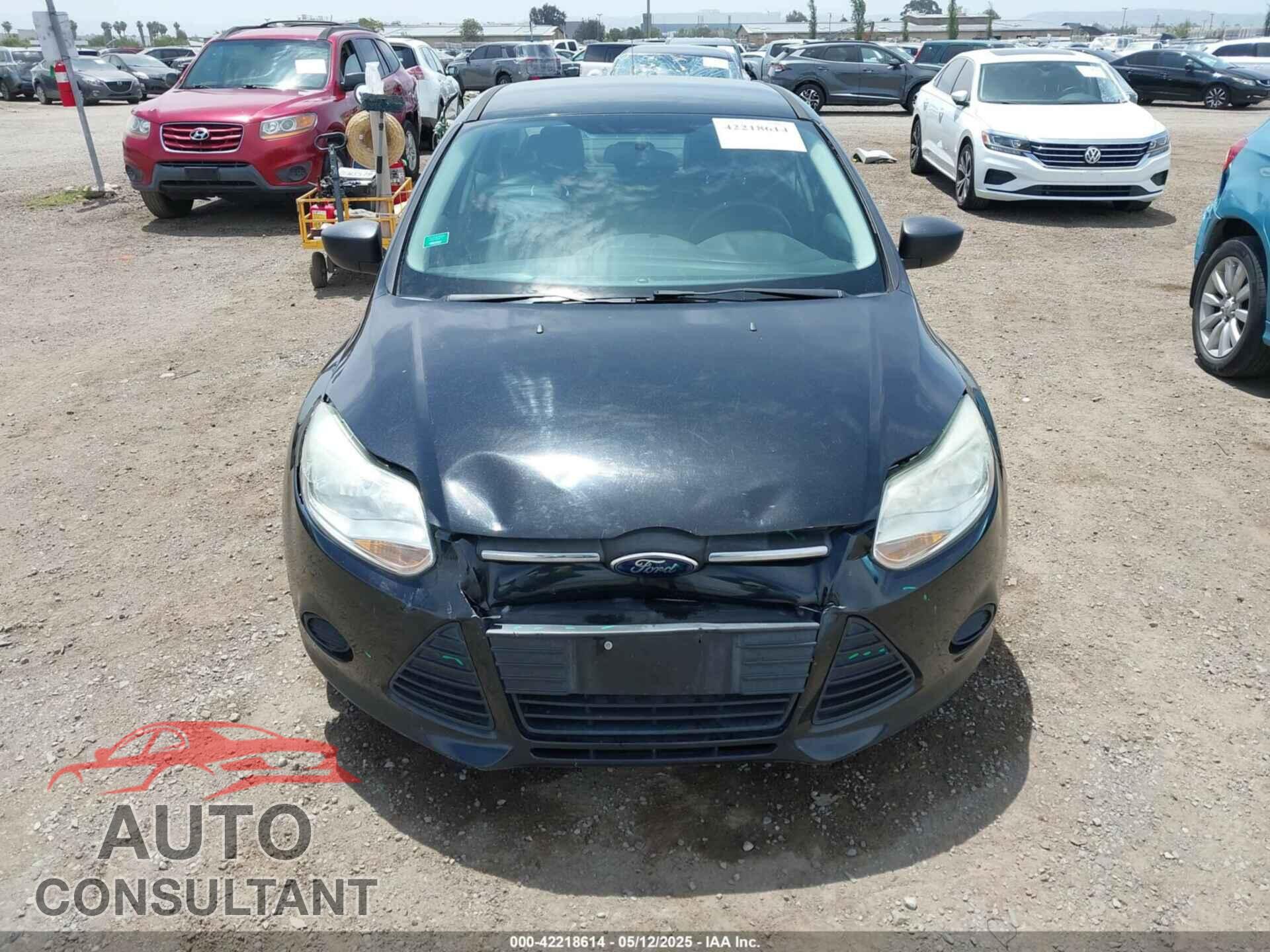 FORD FOCUS 2014 - 1FADP3E2XEL355486