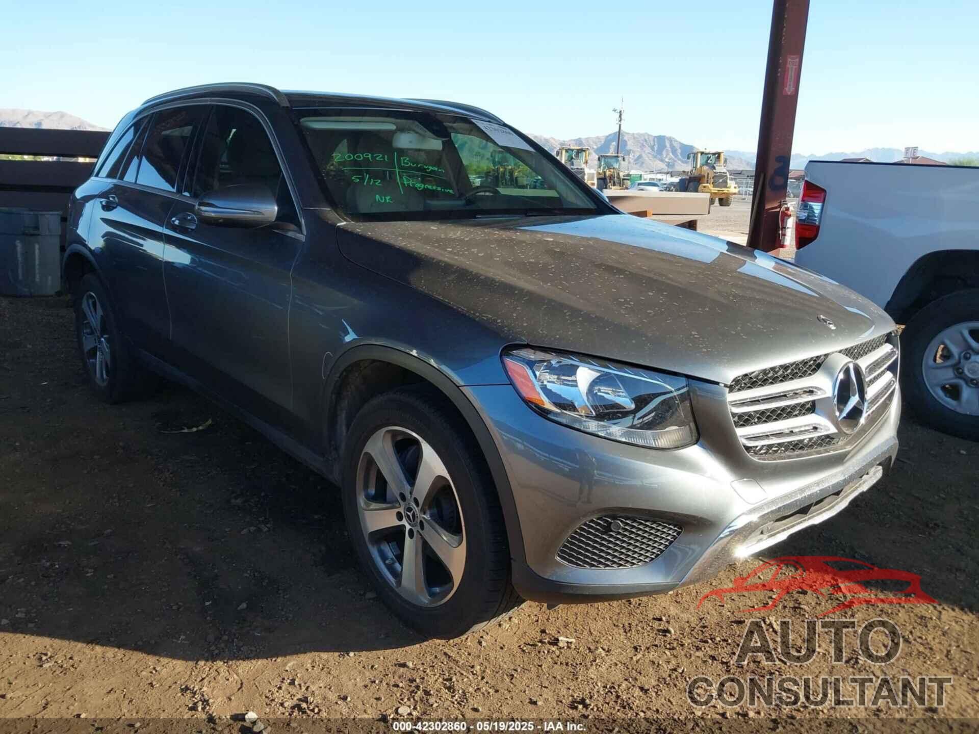 MERCEDES-BENZ GLC 300 2018 - WDC0G4JB0JV060412