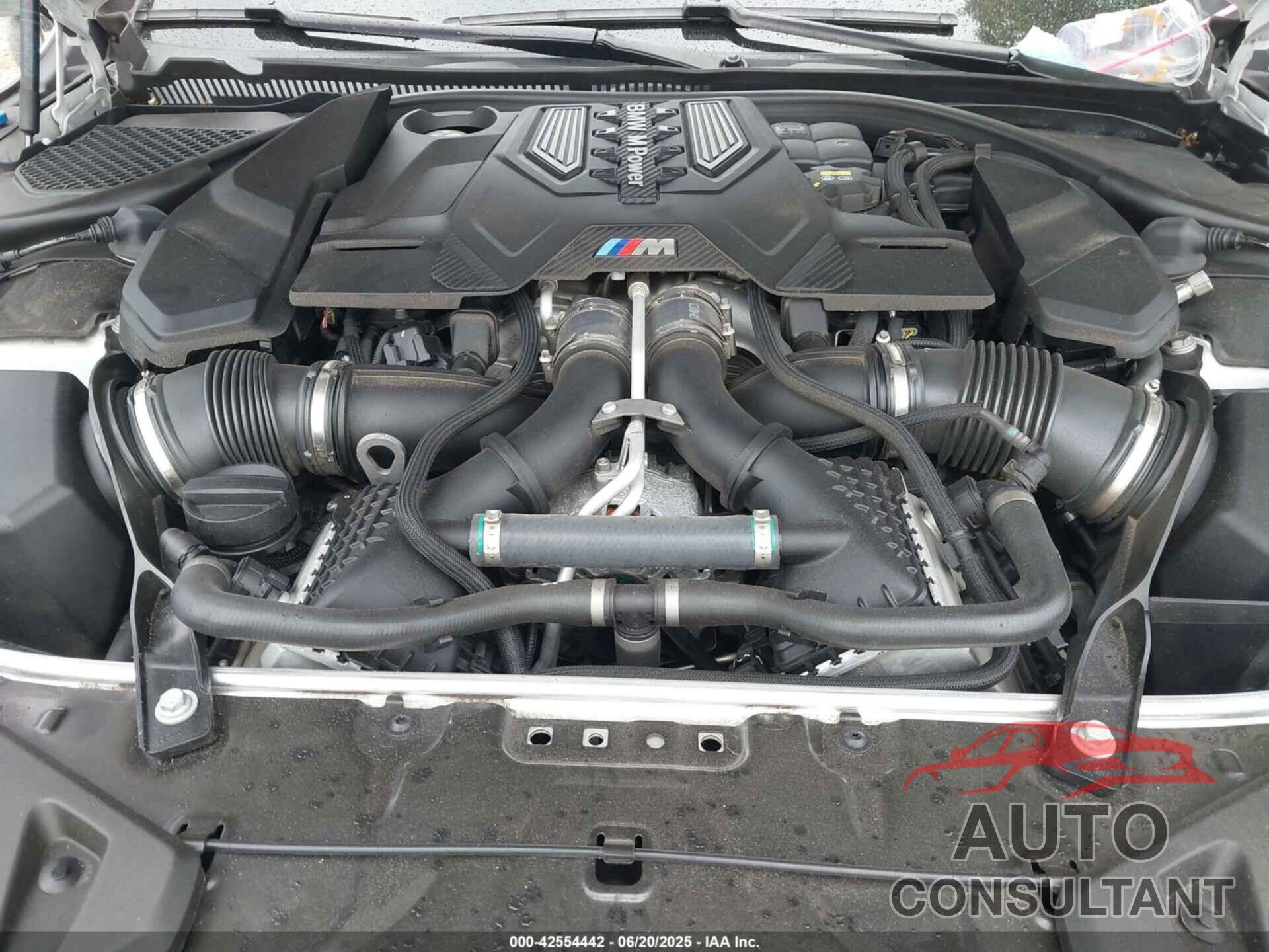 BMW M8 GRAN COUPE 2021 - WBSGV0C02MCF33723