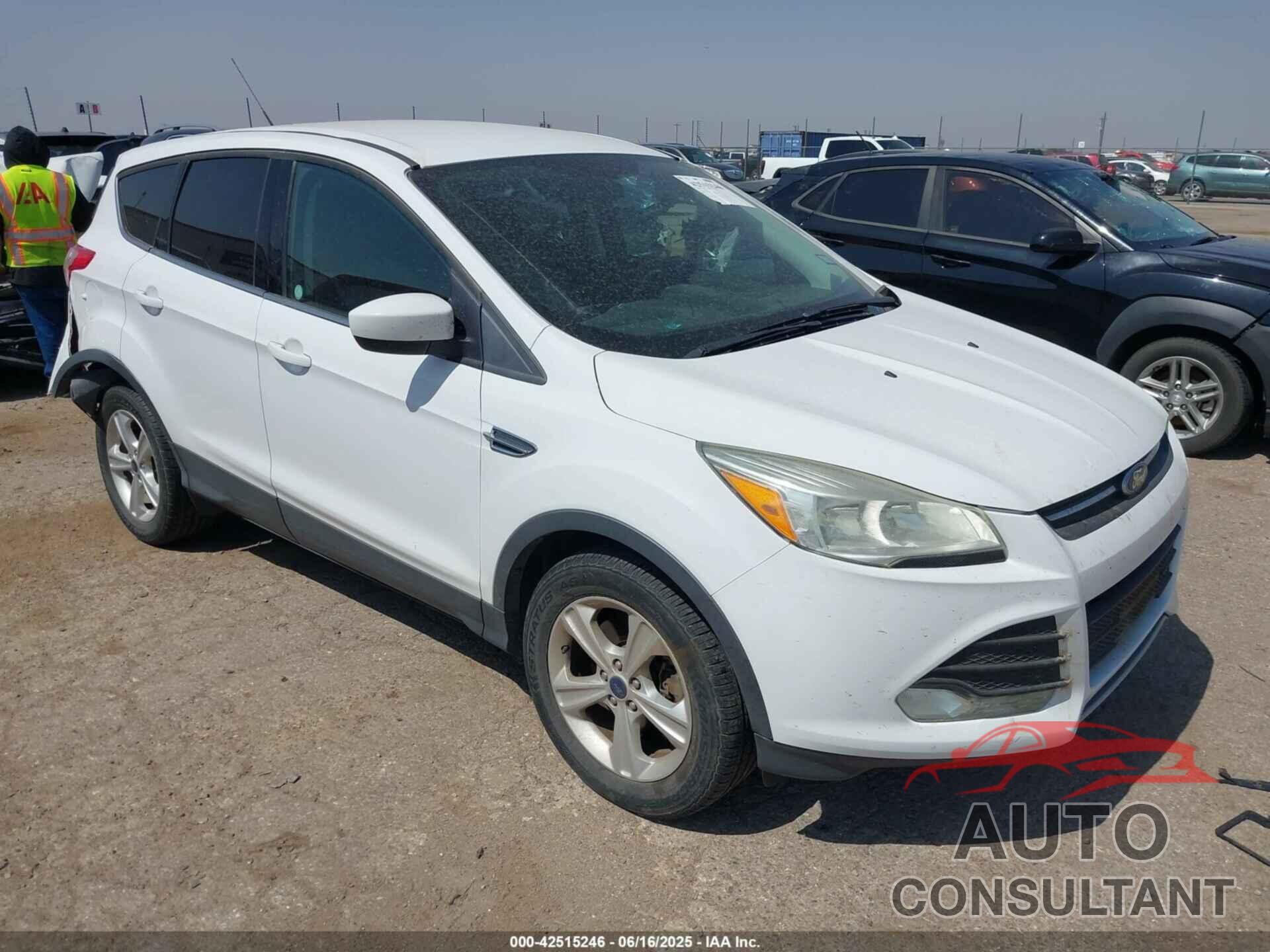 FORD ESCAPE 2015 - 1FMCU9G92FUA54374