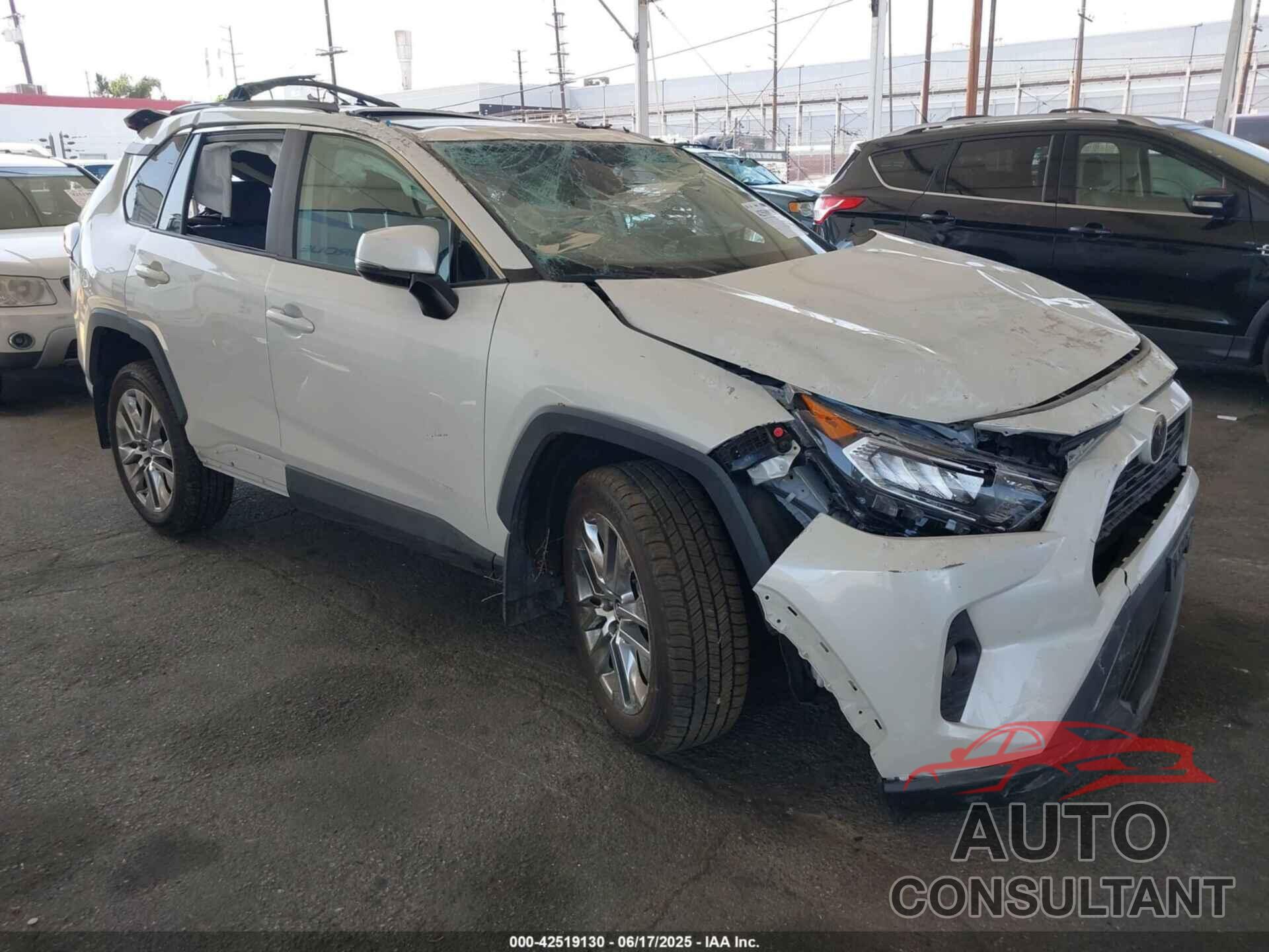 TOYOTA RAV4 2021 - 2T3A1RFV1MW153237