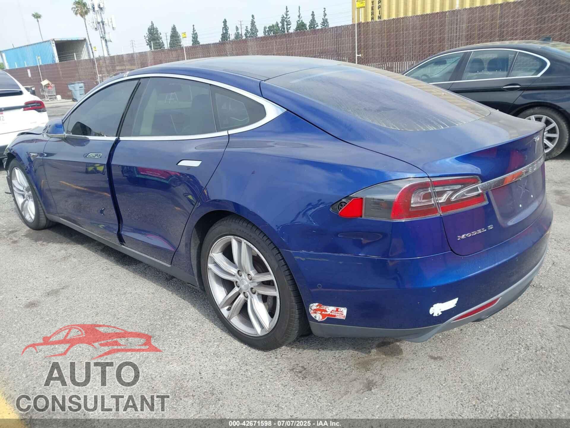 TESLA MODEL S 2016 - 5YJSA1E16GF129921