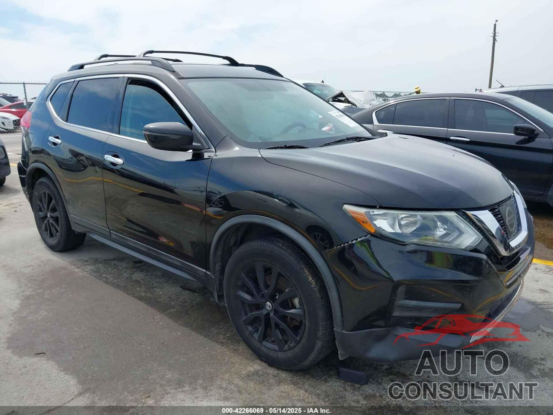 NISSAN ROGUE 2017 - 5N1AT2MT3HC879088