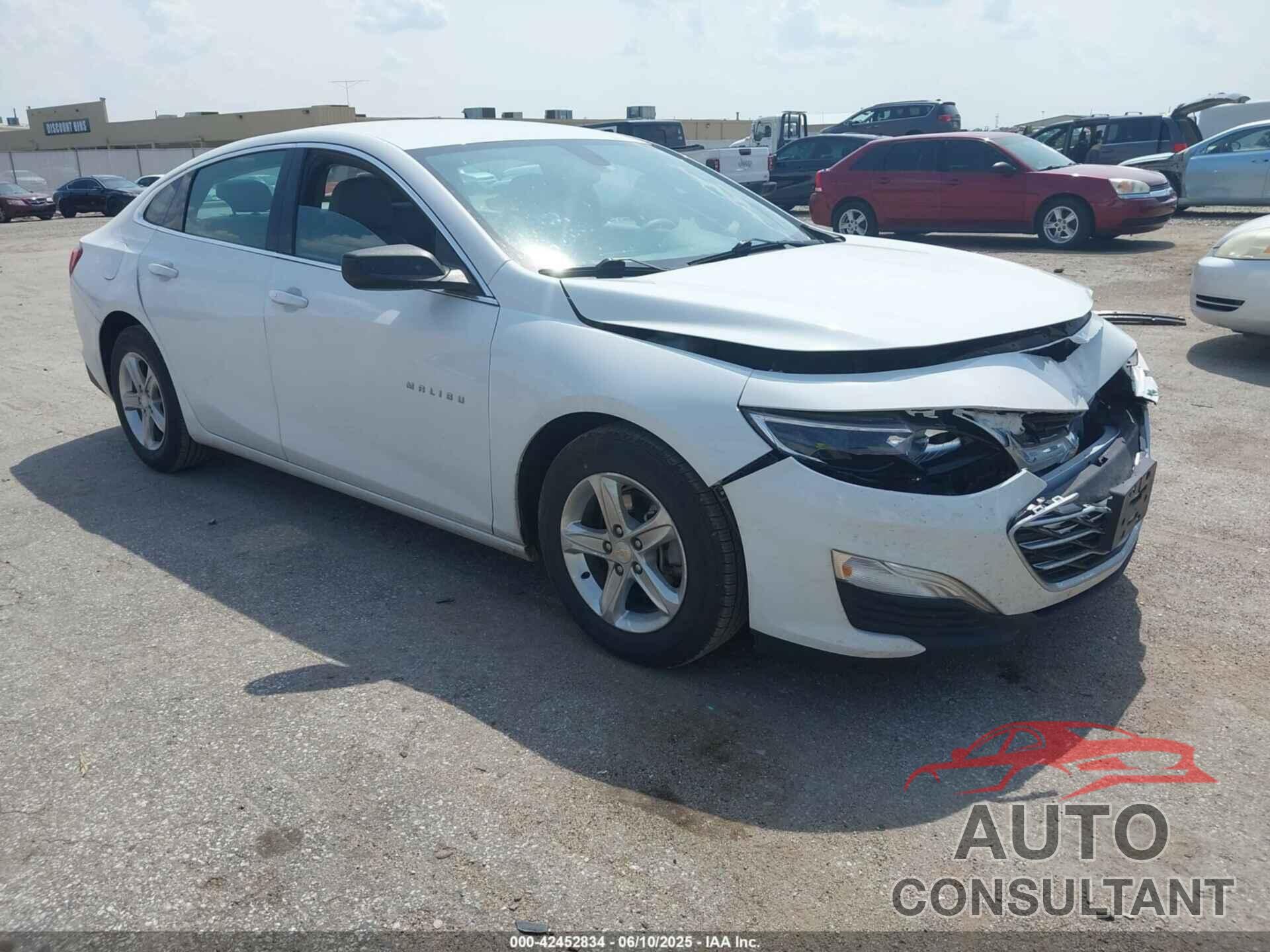 CHEVROLET MALIBU 2022 - 1G1ZC5ST3NF179182