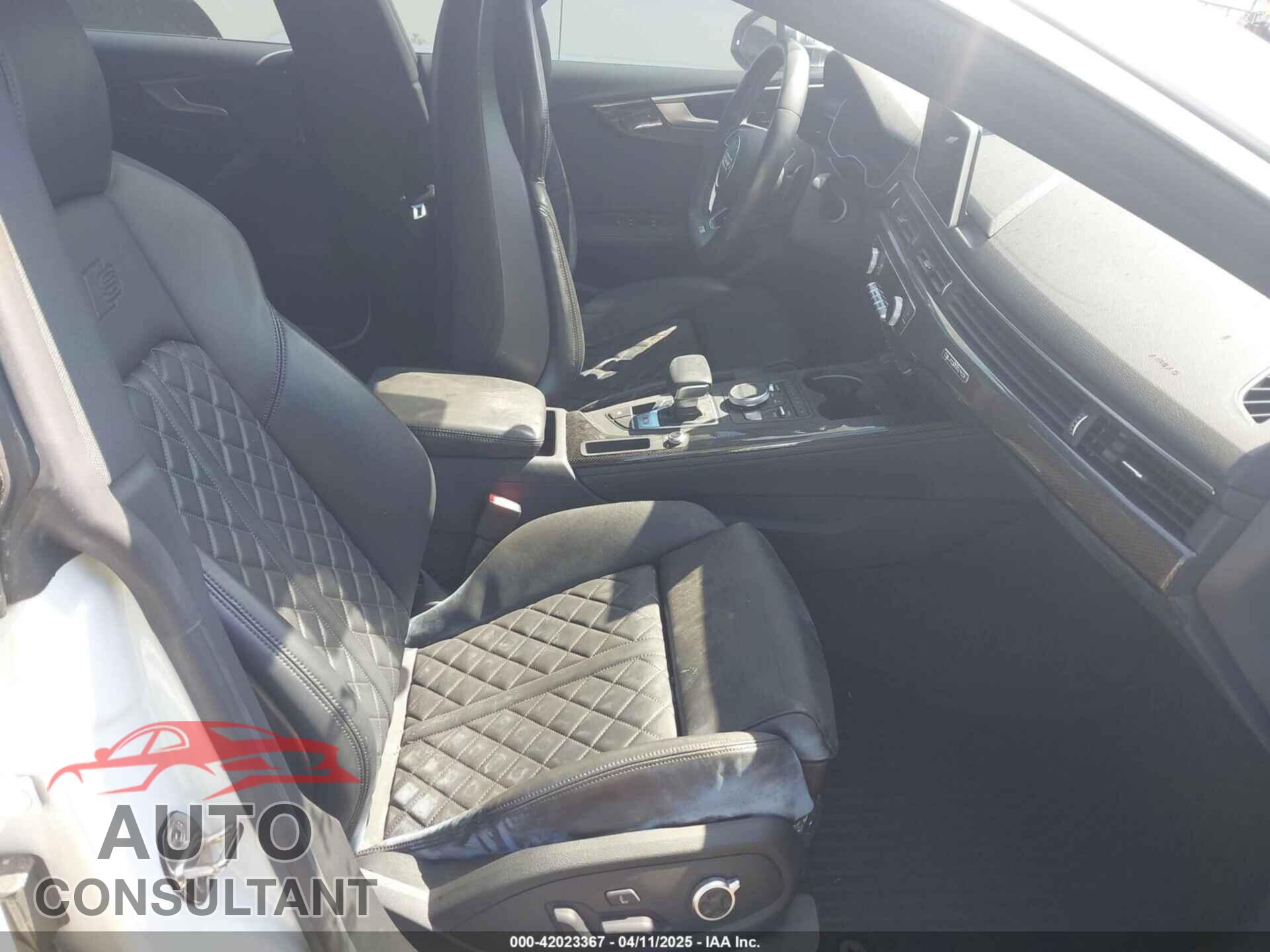 AUDI S5 2019 - WAUC4CF56KA016896