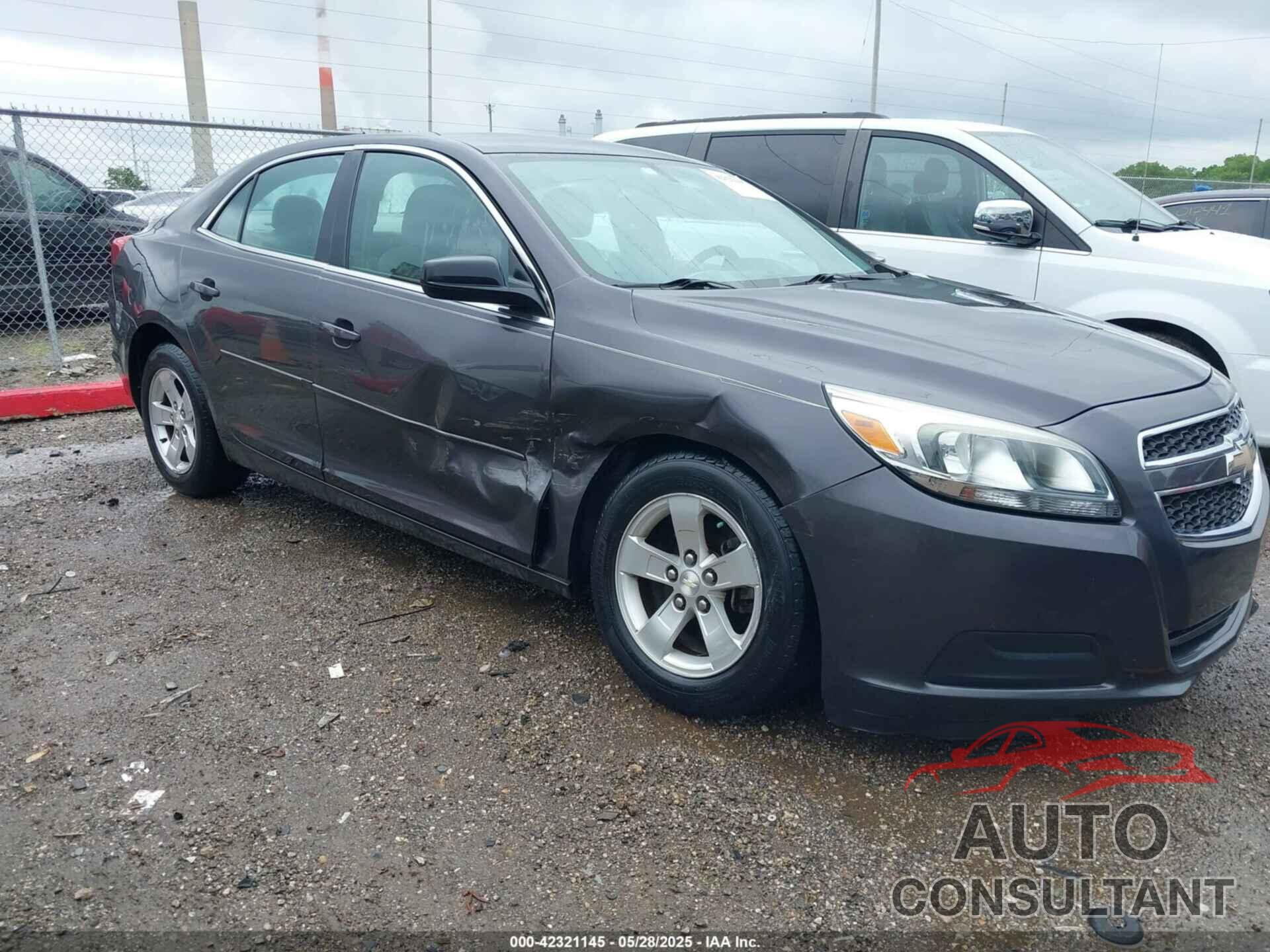 CHEVROLET MALIBU 2013 - 1G11B5SA9DF353754