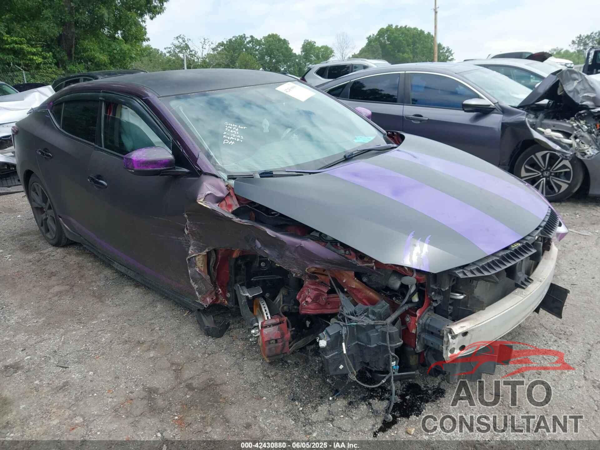 NISSAN MAXIMA 2017 - 1N4AA6AP3HC375669