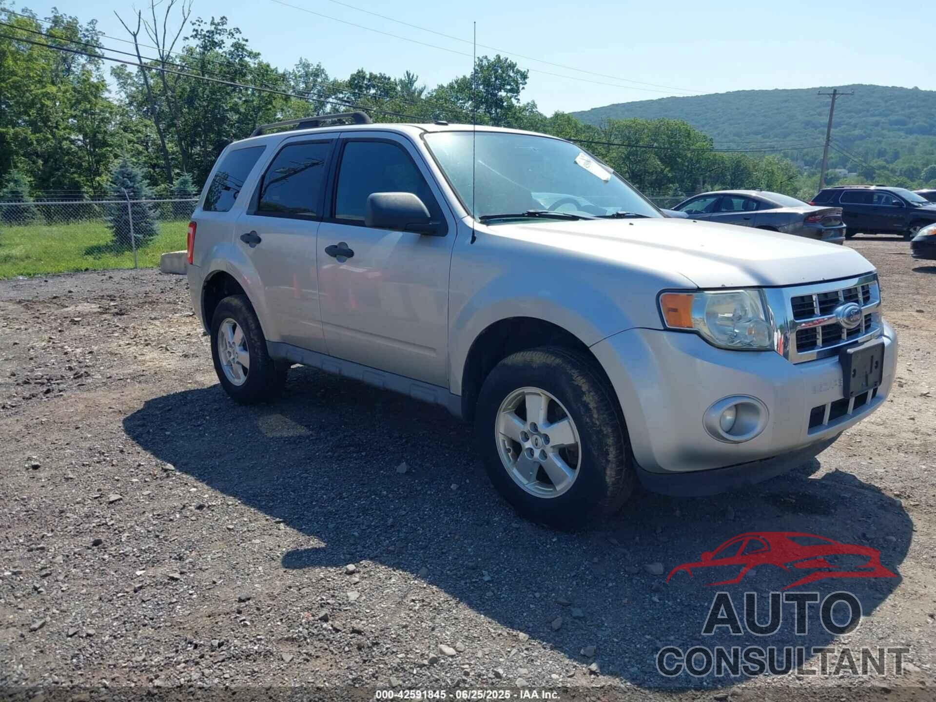 FORD ESCAPE 2009 - 1FMCU93779KB22110