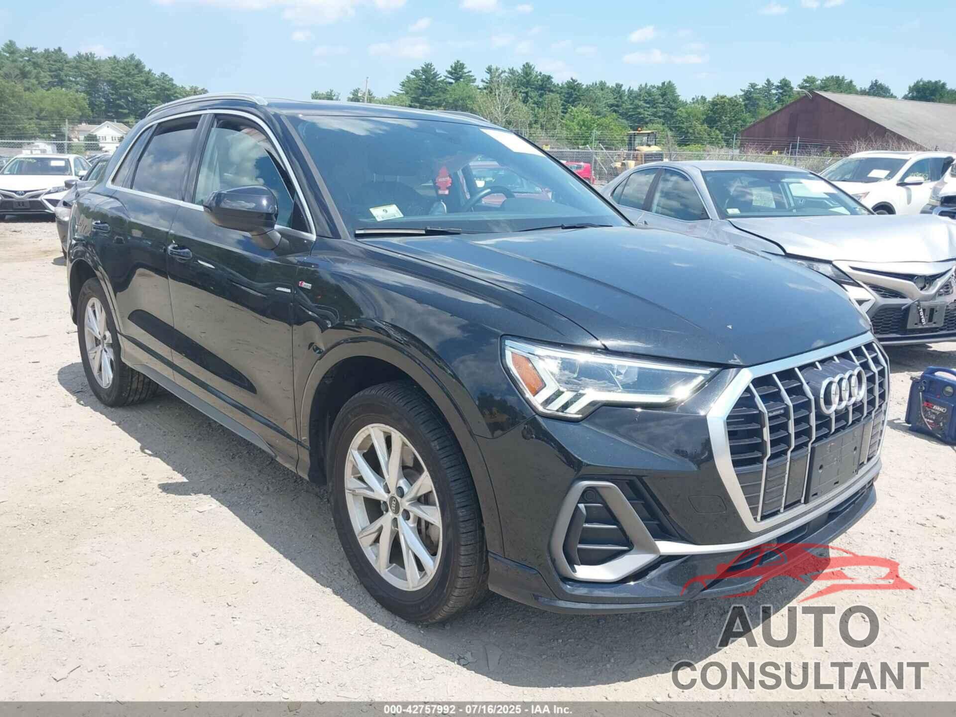 AUDI Q3 2022 - WA1EECF35N1004986