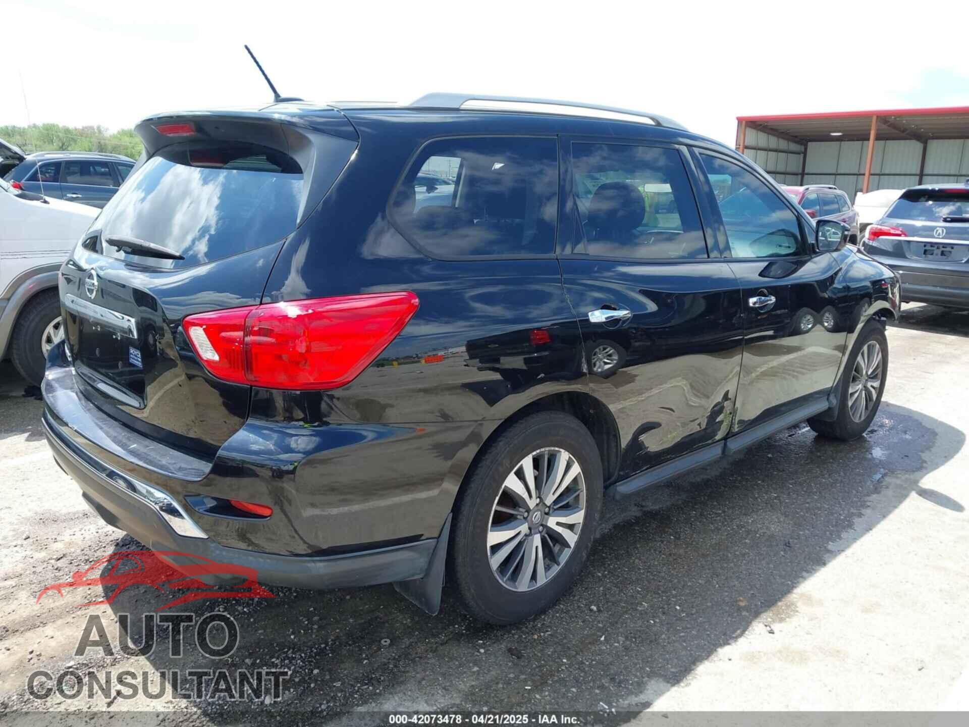 NISSAN PATHFINDER 2017 - 5N1DR2MN9HC637726