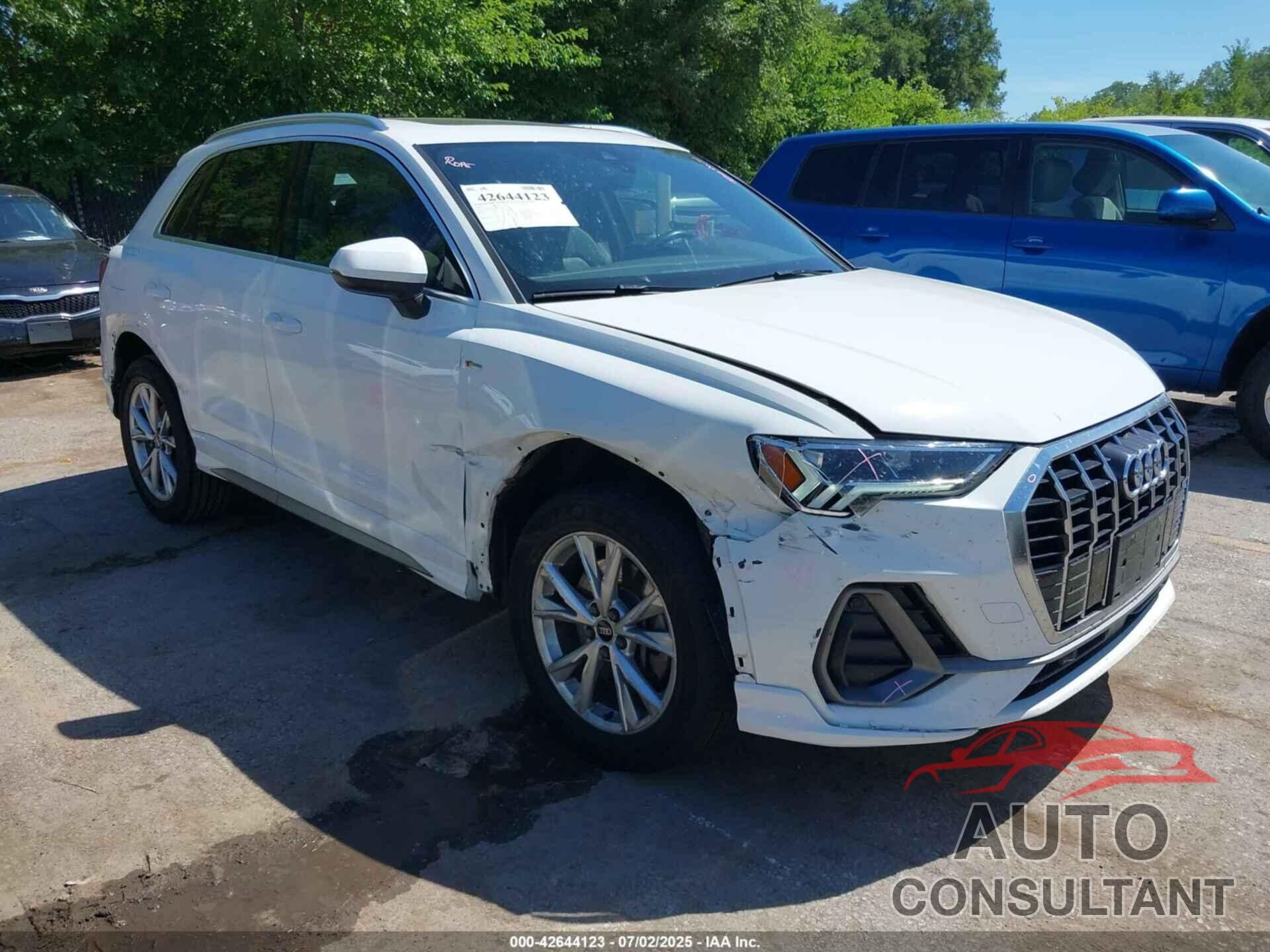 AUDI Q3 2023 - WA1DECF34P1096834
