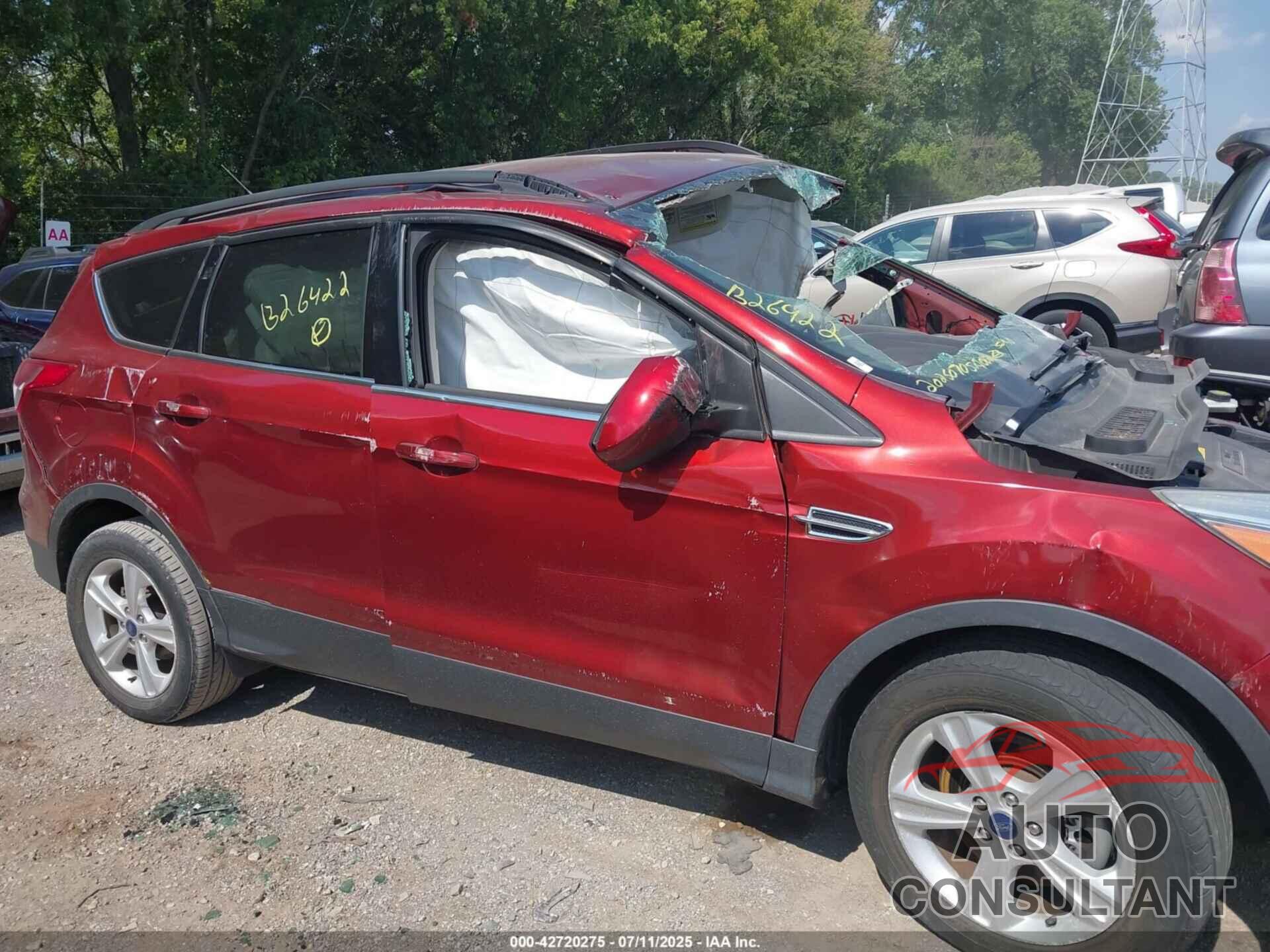 FORD ESCAPE 2015 - 1FMCU9GXXFUB26422