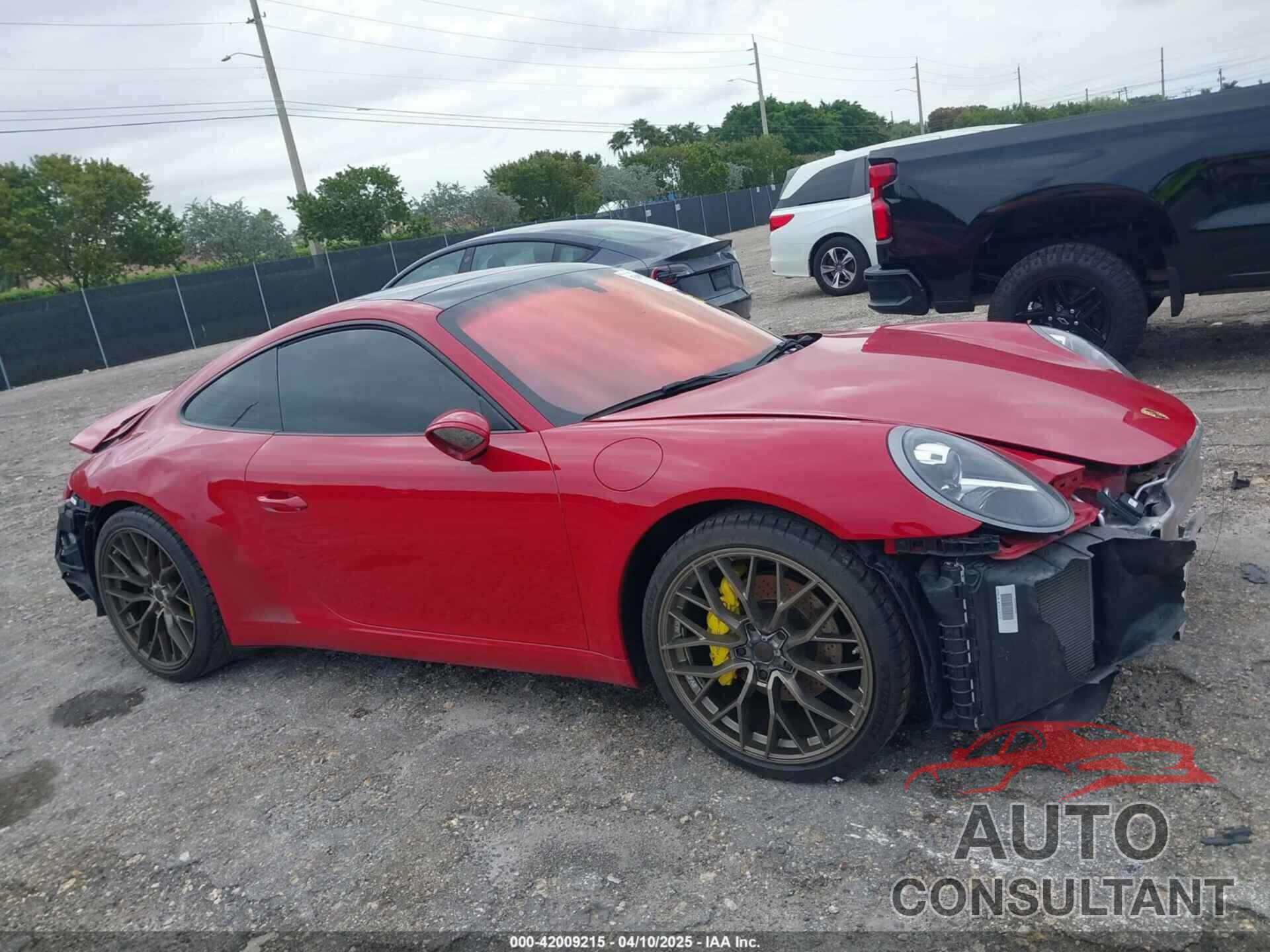 PORSCHE 911 2018 - WP0AA2A92JS106143