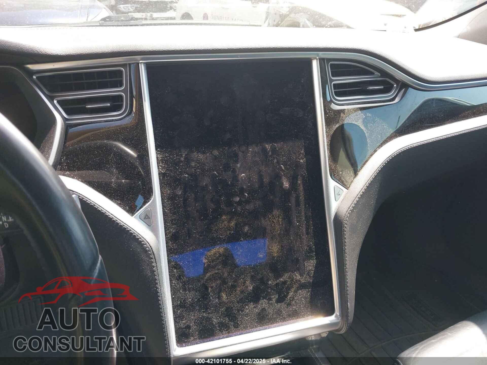 TESLA MODEL S 2015 - 5YJSA1H2XFF084145