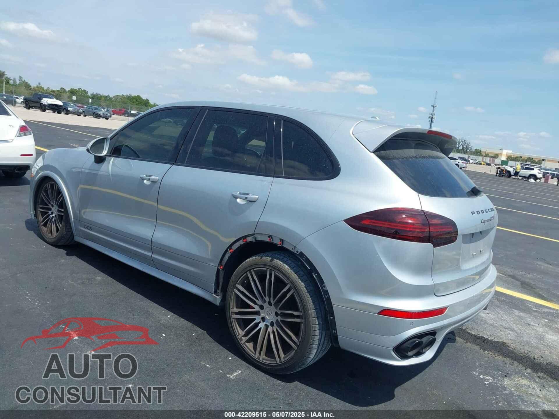 PORSCHE CAYENNE 2016 - WP1AD2A27GLA76018