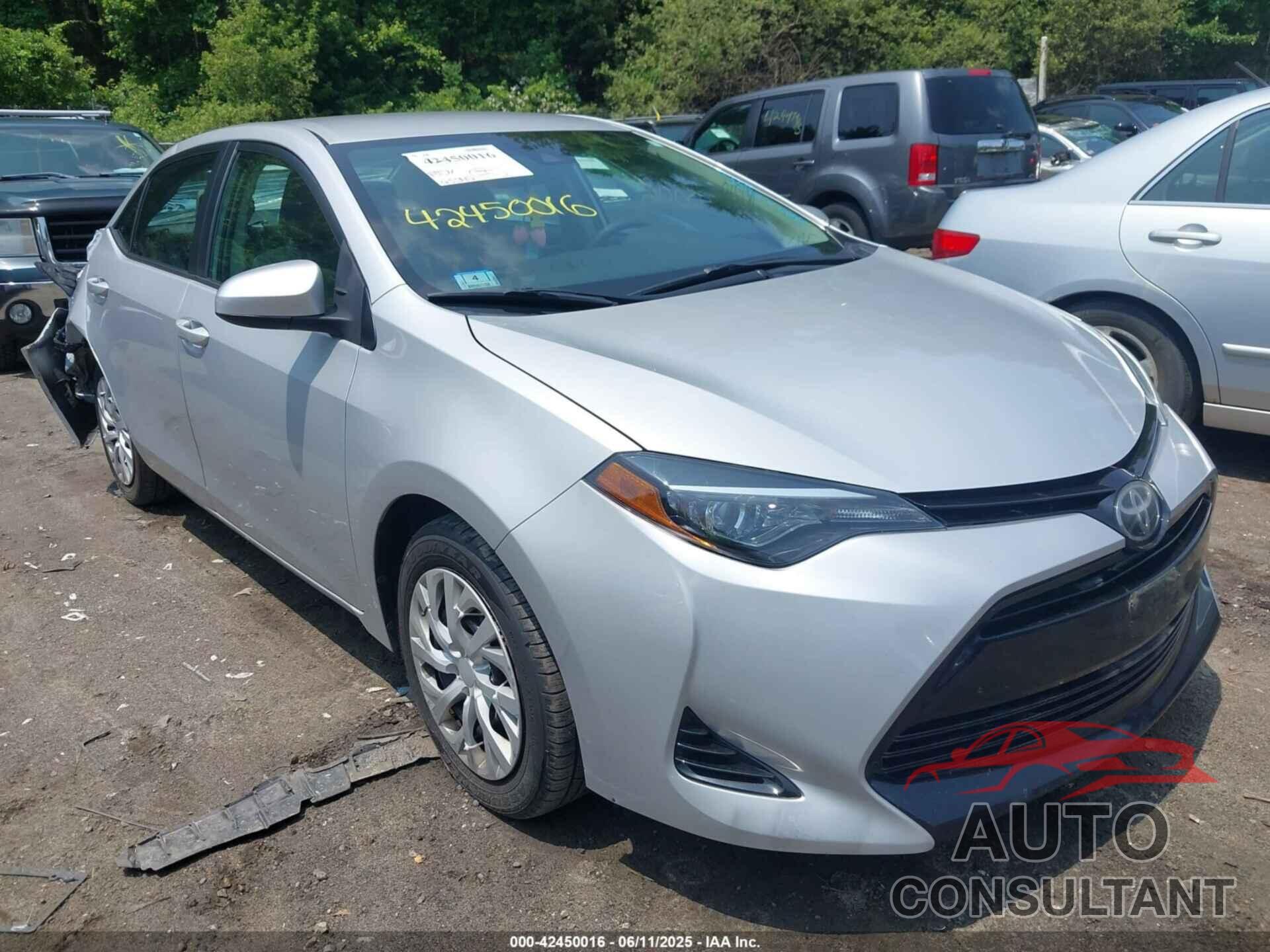 TOYOTA COROLLA 2018 - 2T1BURHE8JC116054