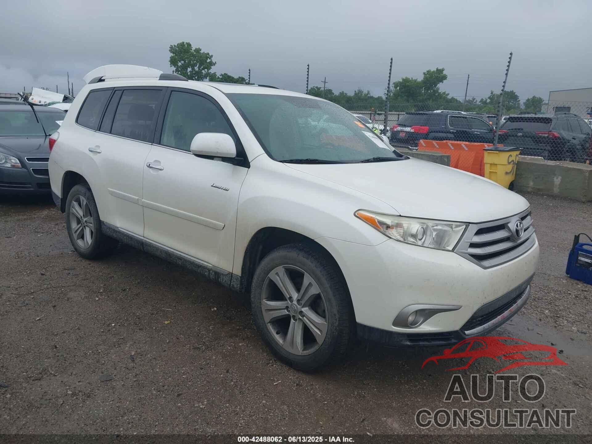 TOYOTA HIGHLANDER 2013 - 5TDDK3EH9DS243871
