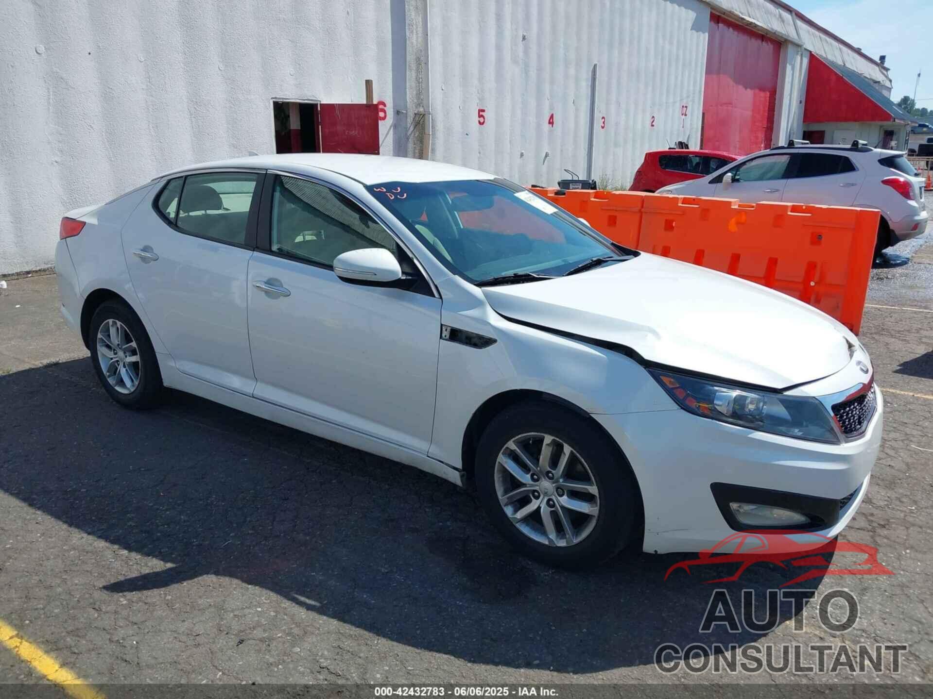 KIA OPTIMA 2013 - KNAGM4A78D5352030