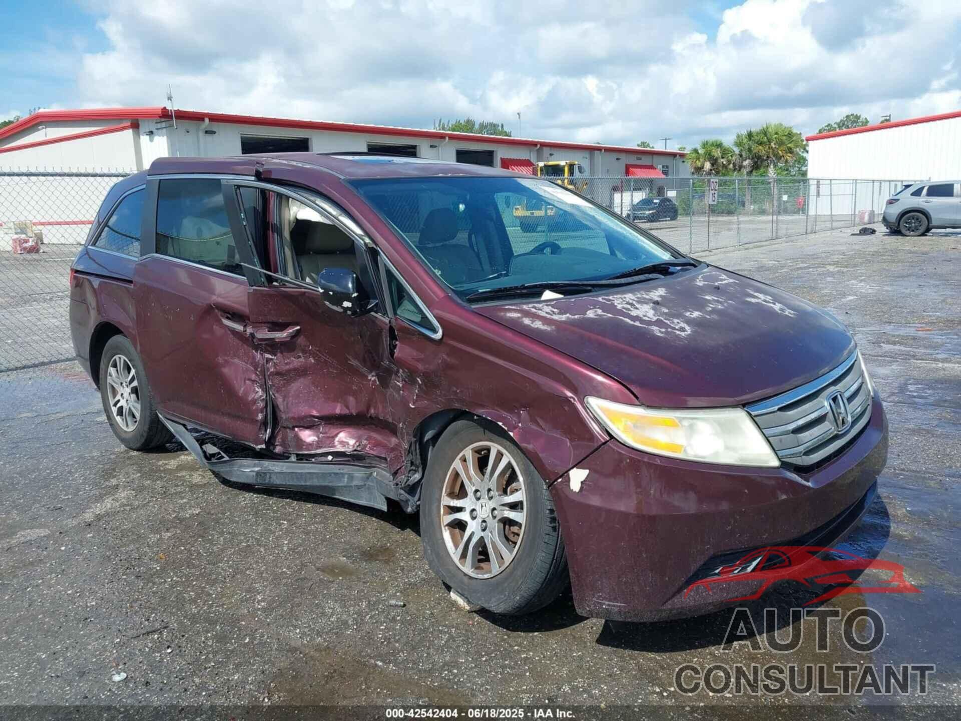 HONDA ODYSSEY 2013 - 5FNRL5H64DB070323