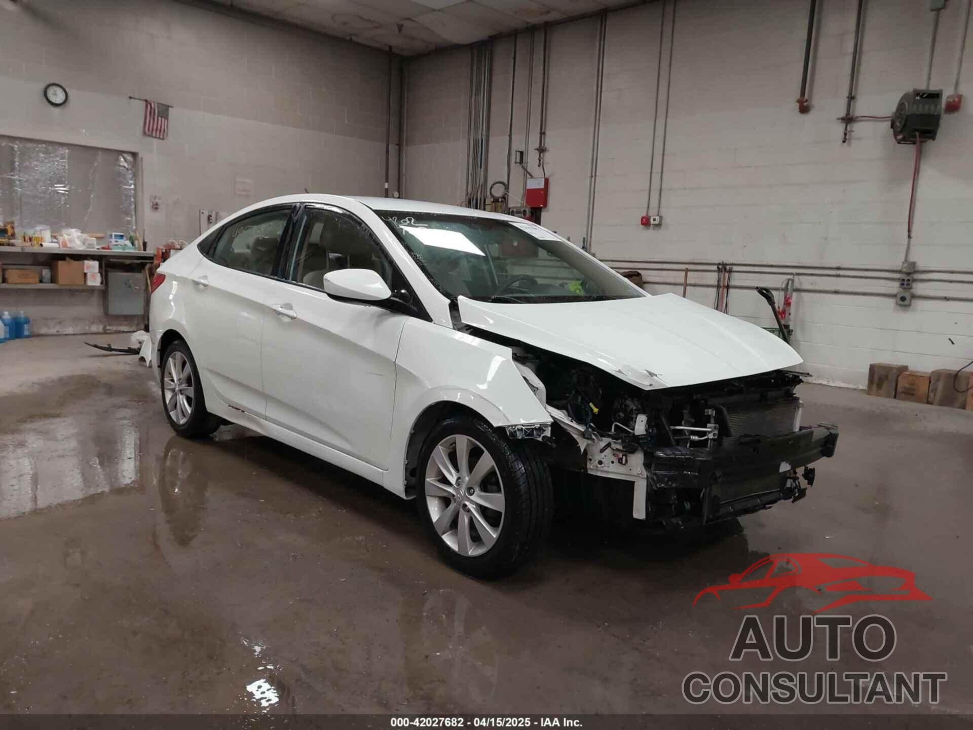 HYUNDAI ACCENT 2014 - KMHCU4AE4EU756106