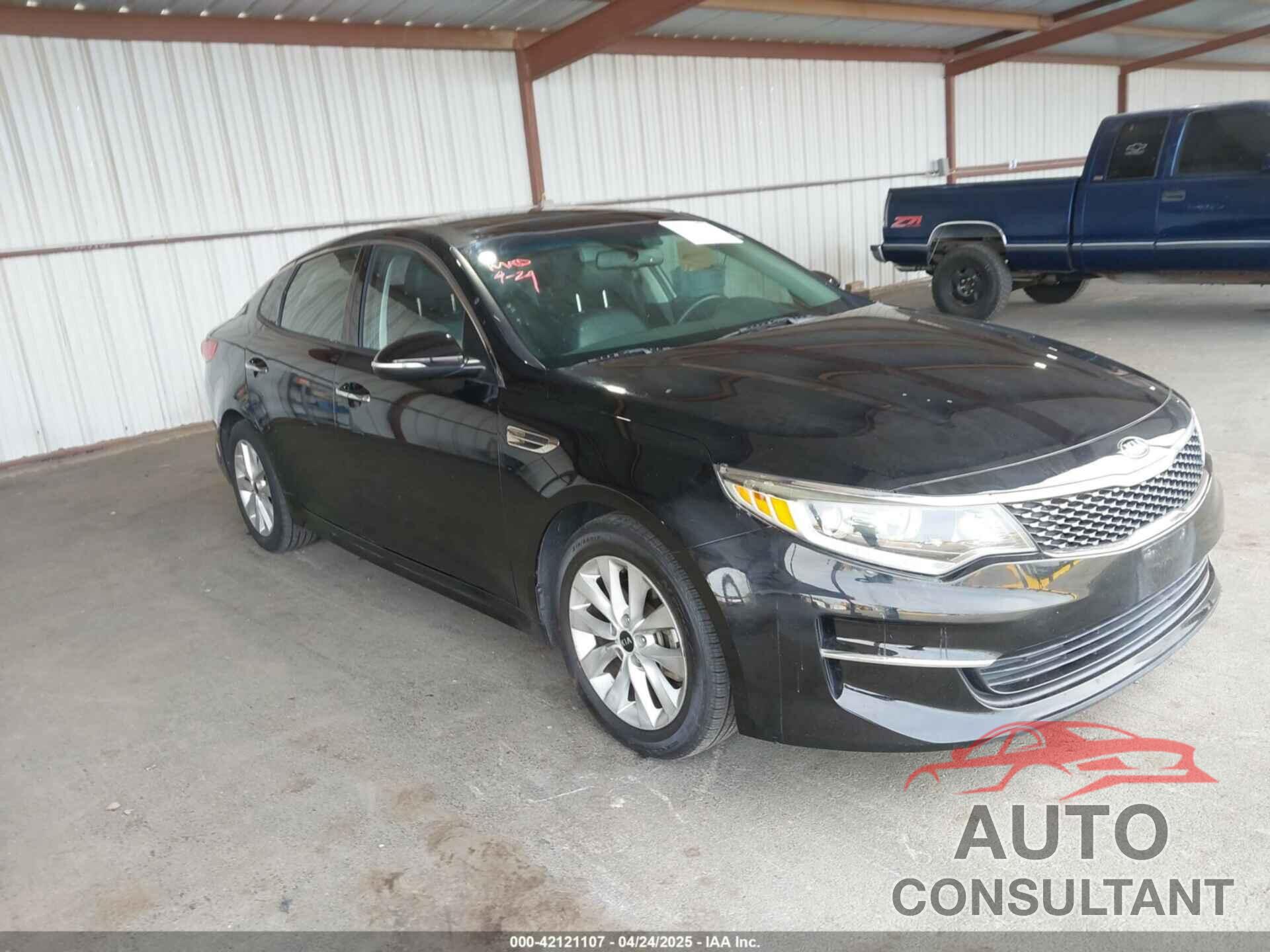 KIA OPTIMA 2018 - 5XXGU4L30JG203261