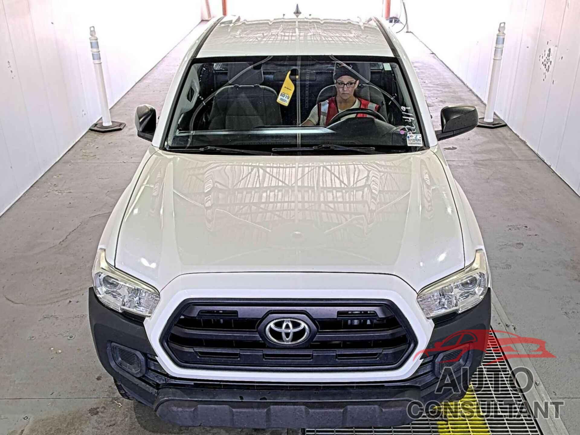 TOYOTA TACOMA 2017 - 5TFRX5GN3HX087753