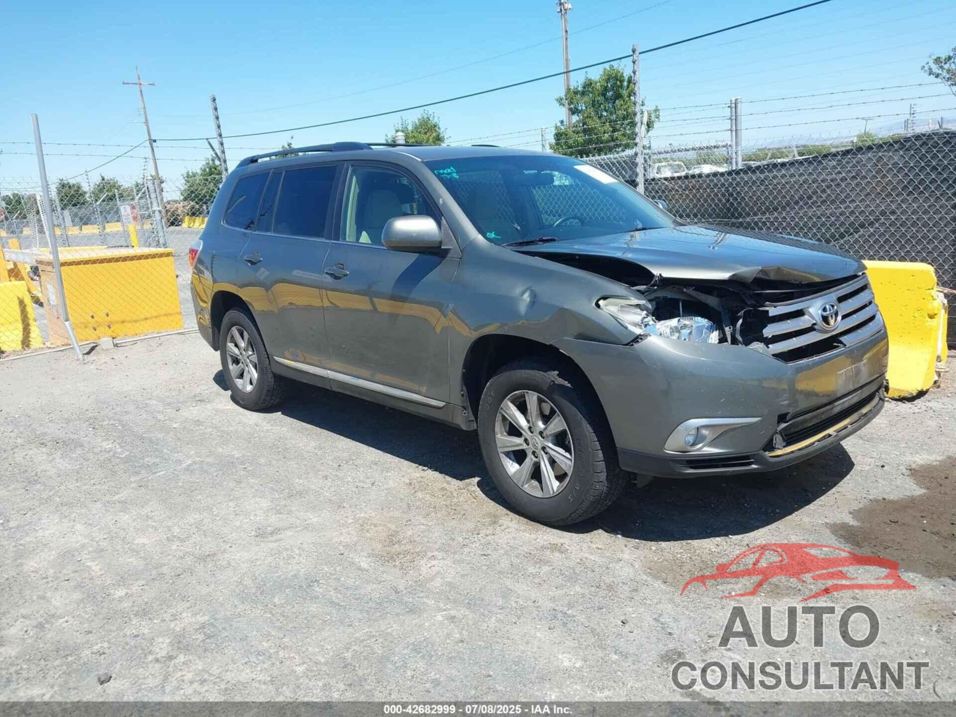 TOYOTA HIGHLANDER 2011 - 5TDBK3EH6BS085056