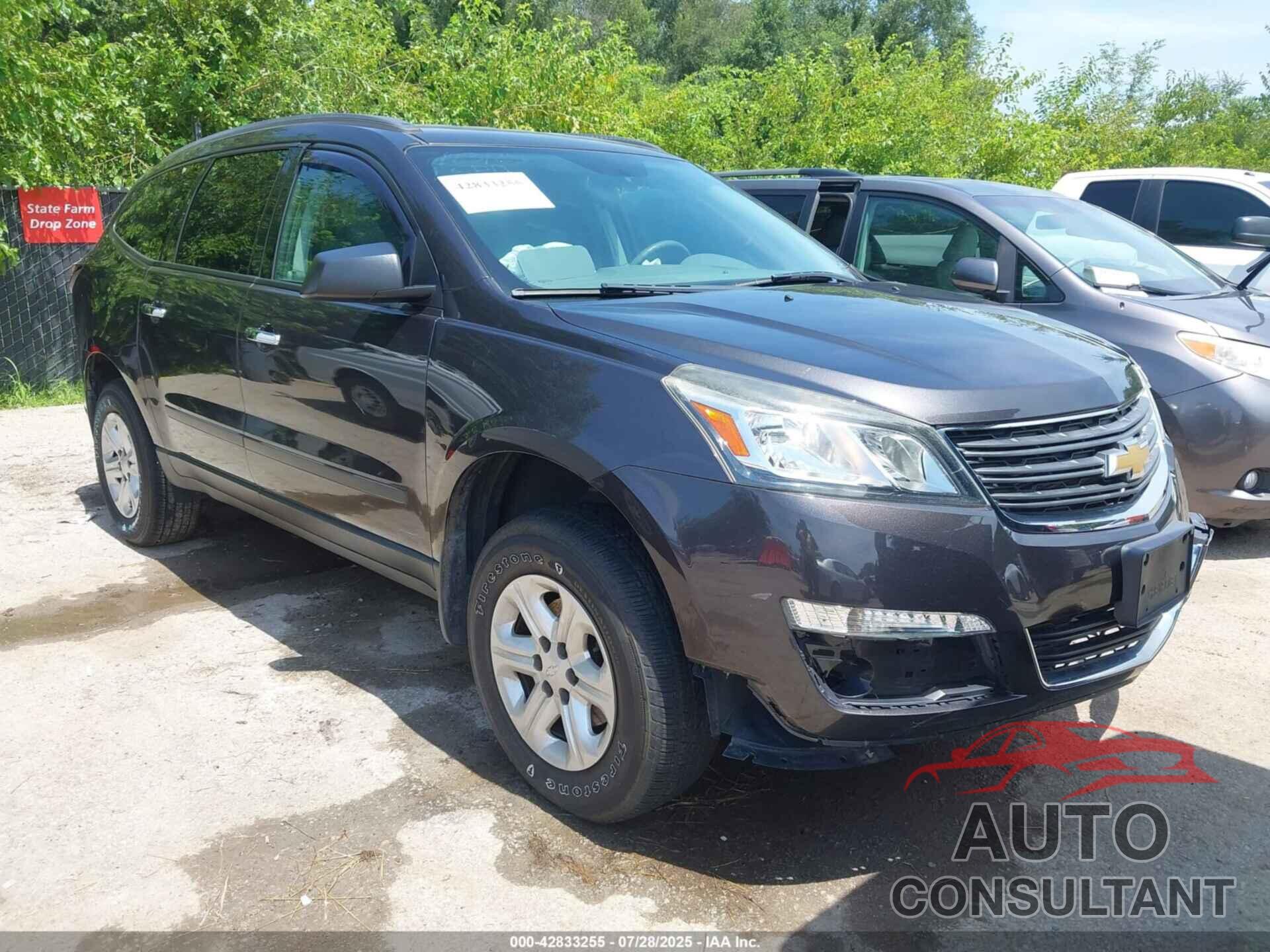 CHEVROLET TRAVERSE 2015 - 1GNKRFKD6FJ366363