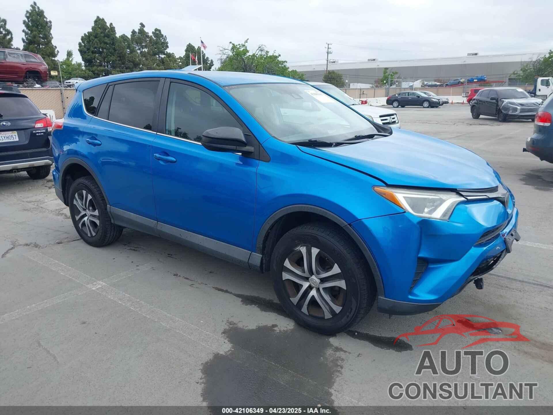 TOYOTA RAV4 2018 - 2T3BFREV6JW740214