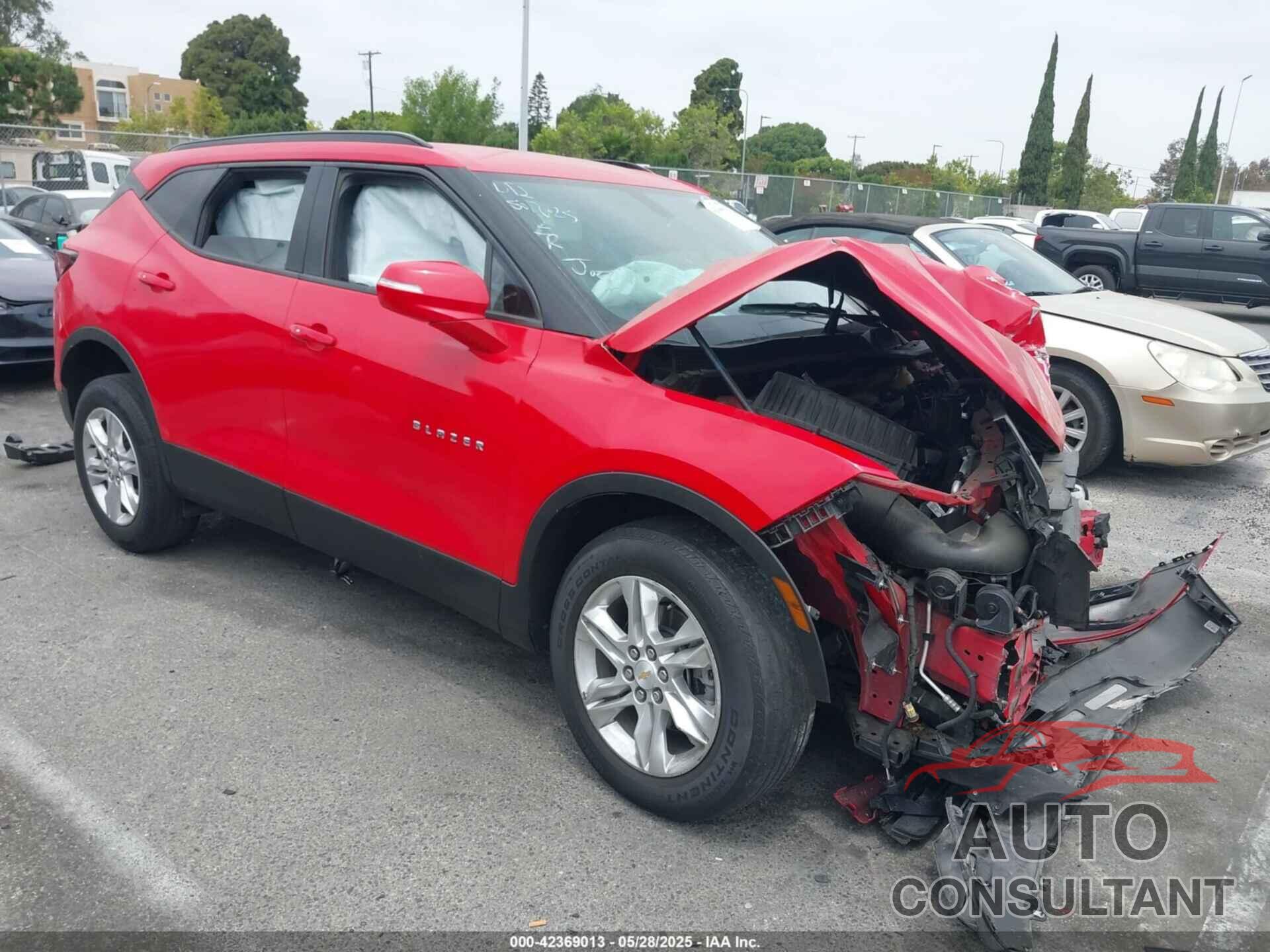 CHEVROLET BLAZER 2021 - 3GNKBBRA6MS523815