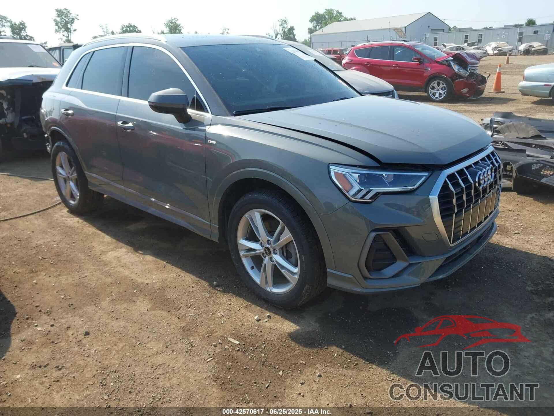 AUDI Q3 2022 - WA1EECF39N1066181