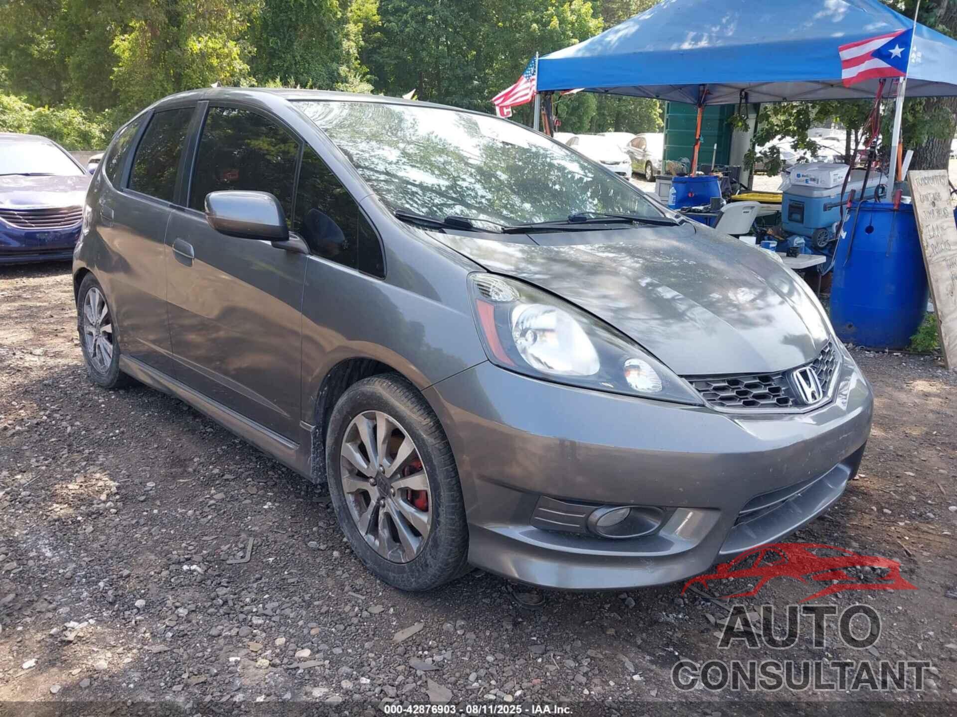 HONDA FIT 2013 - JHMGE8H53DC057133