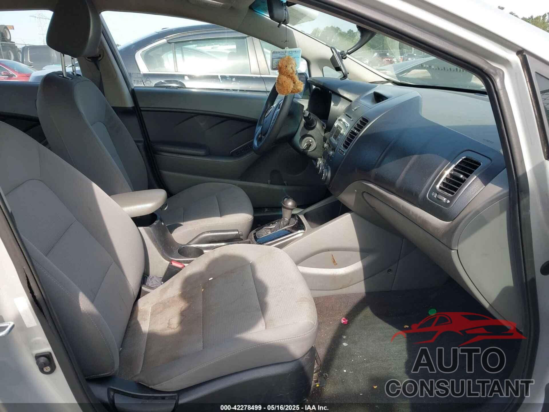 KIA FORTE 2017 - 3KPFK4A72HE097728