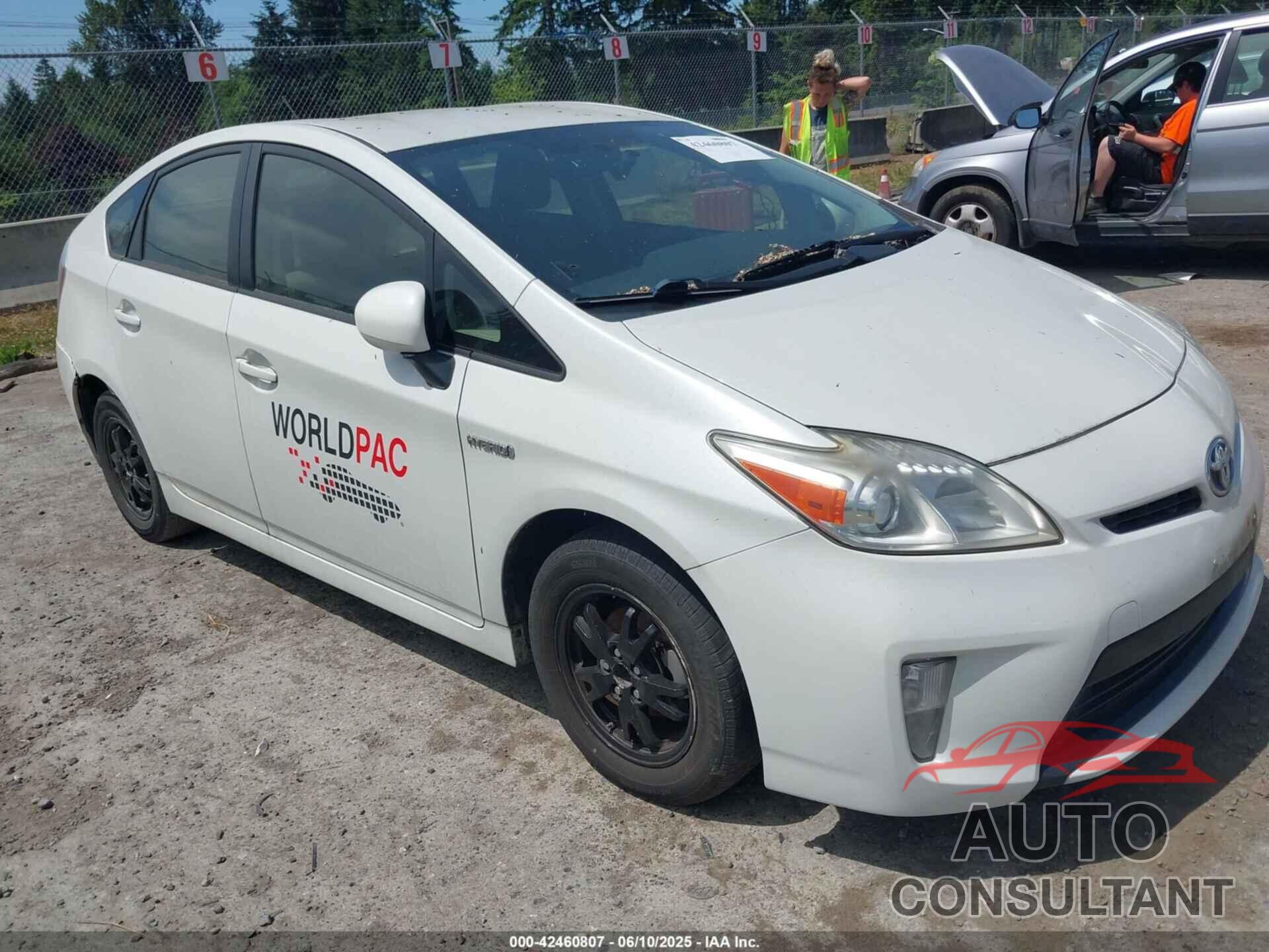 TOYOTA PRIUS 2012 - JTDKN3DU4C1516059