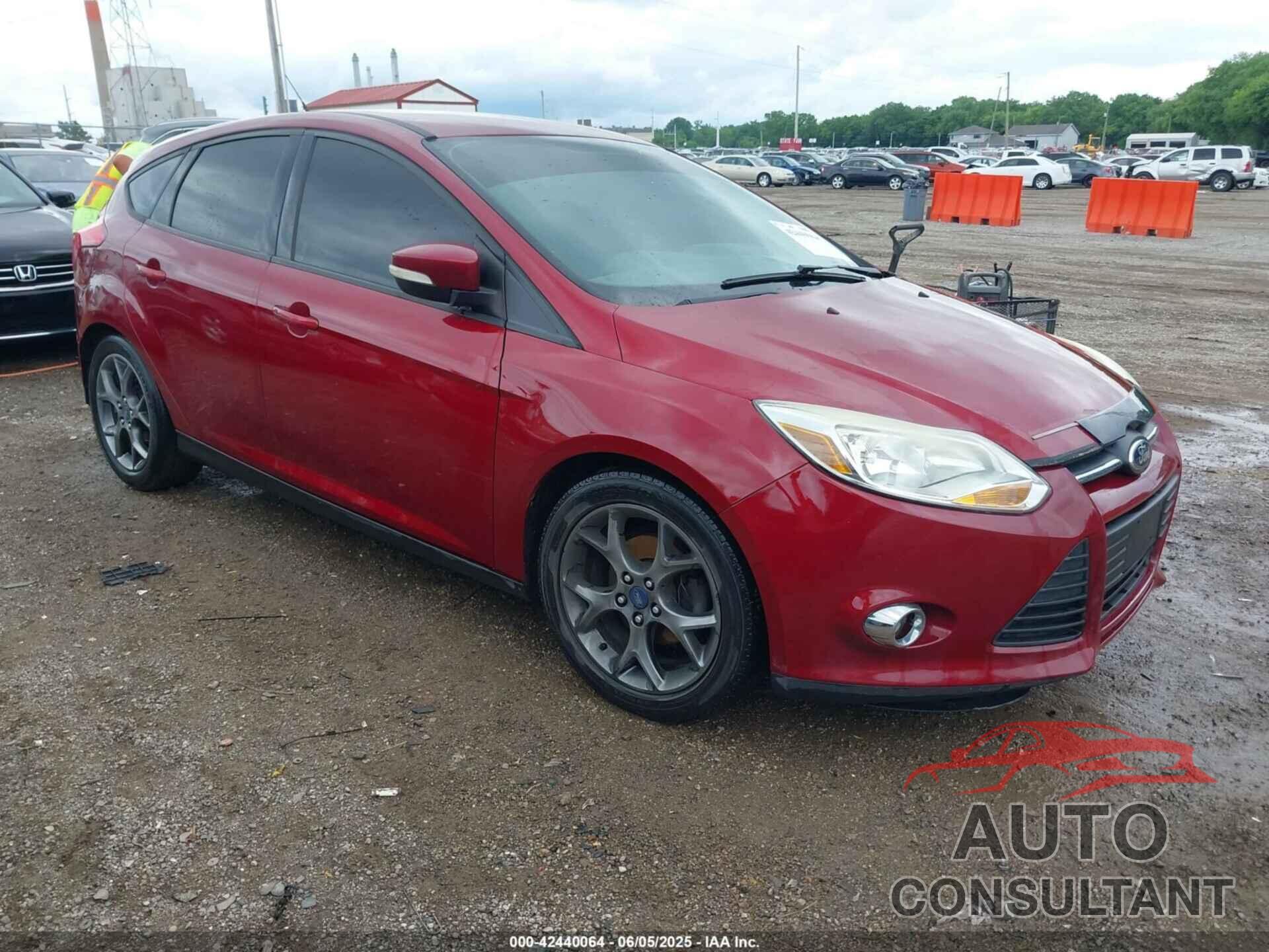 FORD FOCUS 2014 - 1FADP3K20EL245213