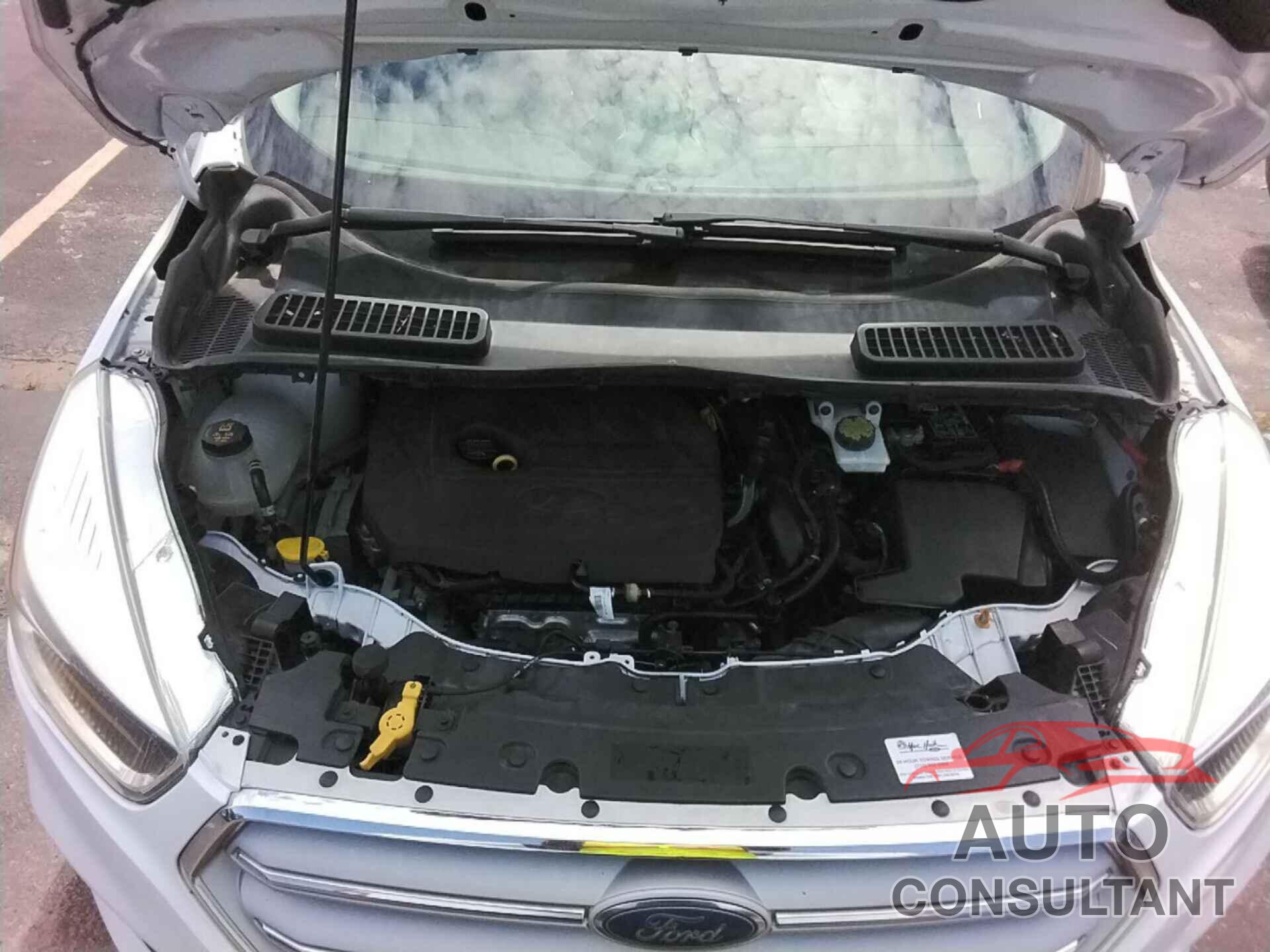 FORD ESCAPE 2018 - 1FMCU0GD1JUB76751