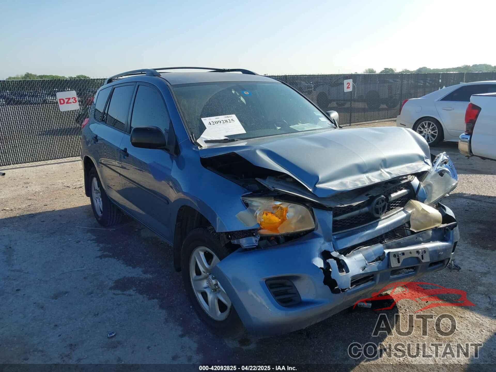 TOYOTA RAV4 2009 - JTMZF33V79D012389