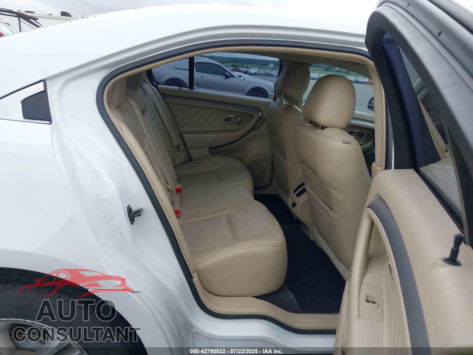 FORD TAURUS 2013 - 1FAHP2E80DG130100